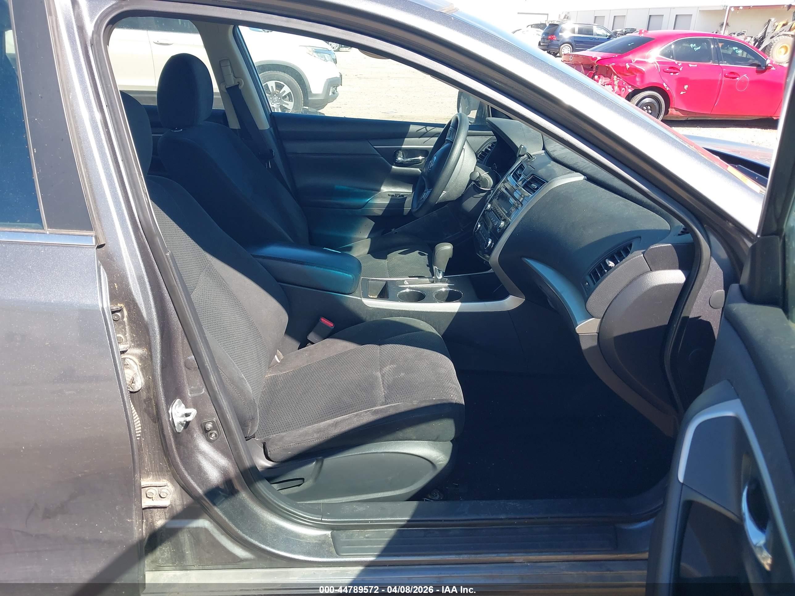 NISSAN ALTIMA image 5