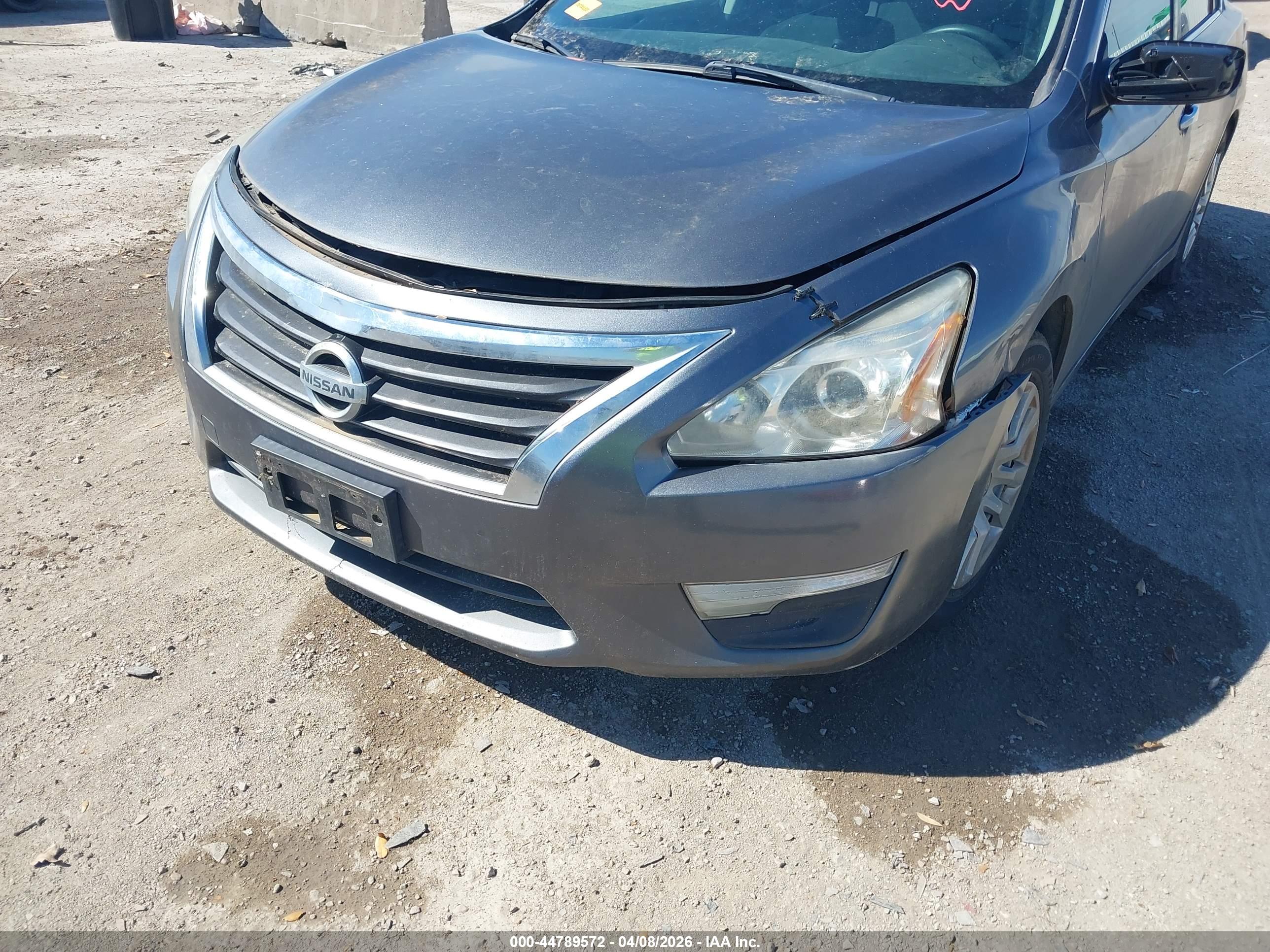 NISSAN ALTIMA image 6