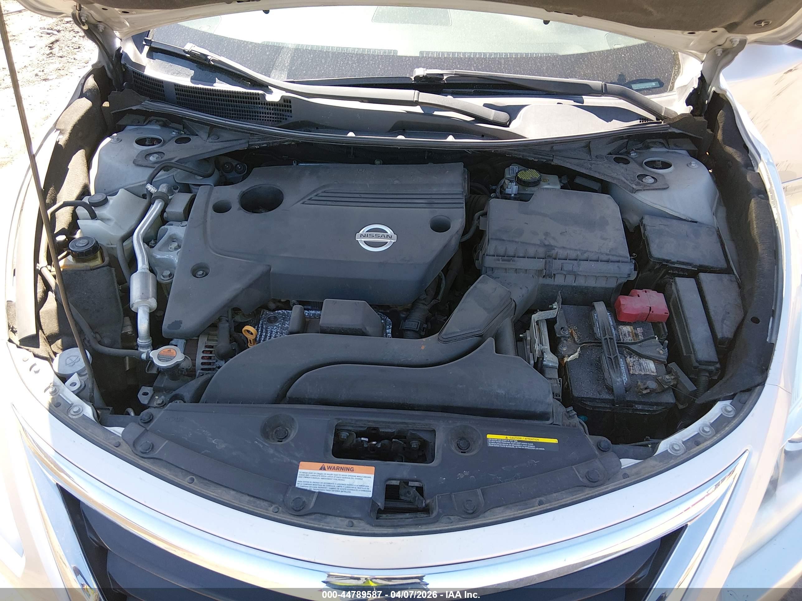 NISSAN ALTIMA image 10