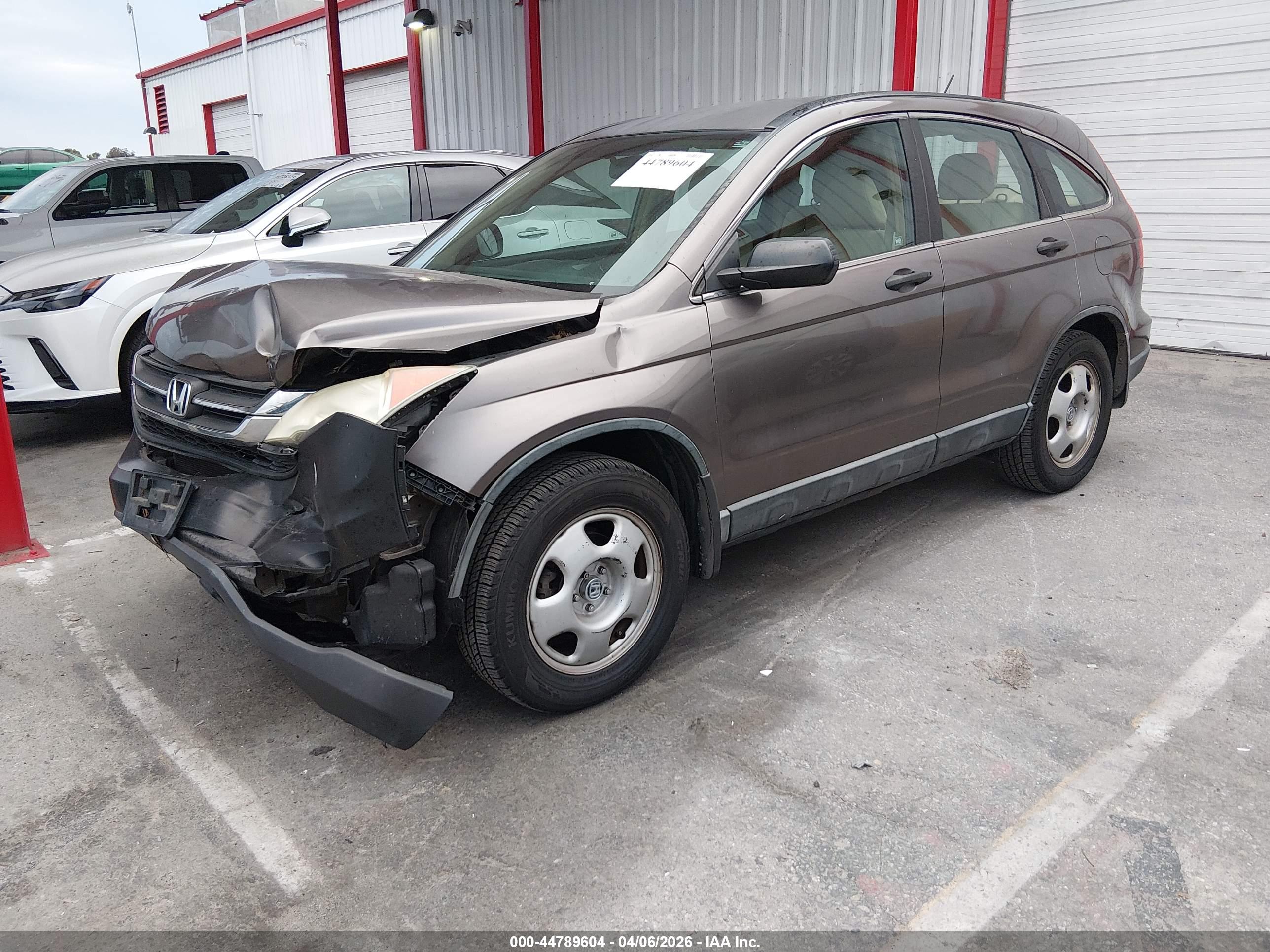 HONDA CR-V image 2