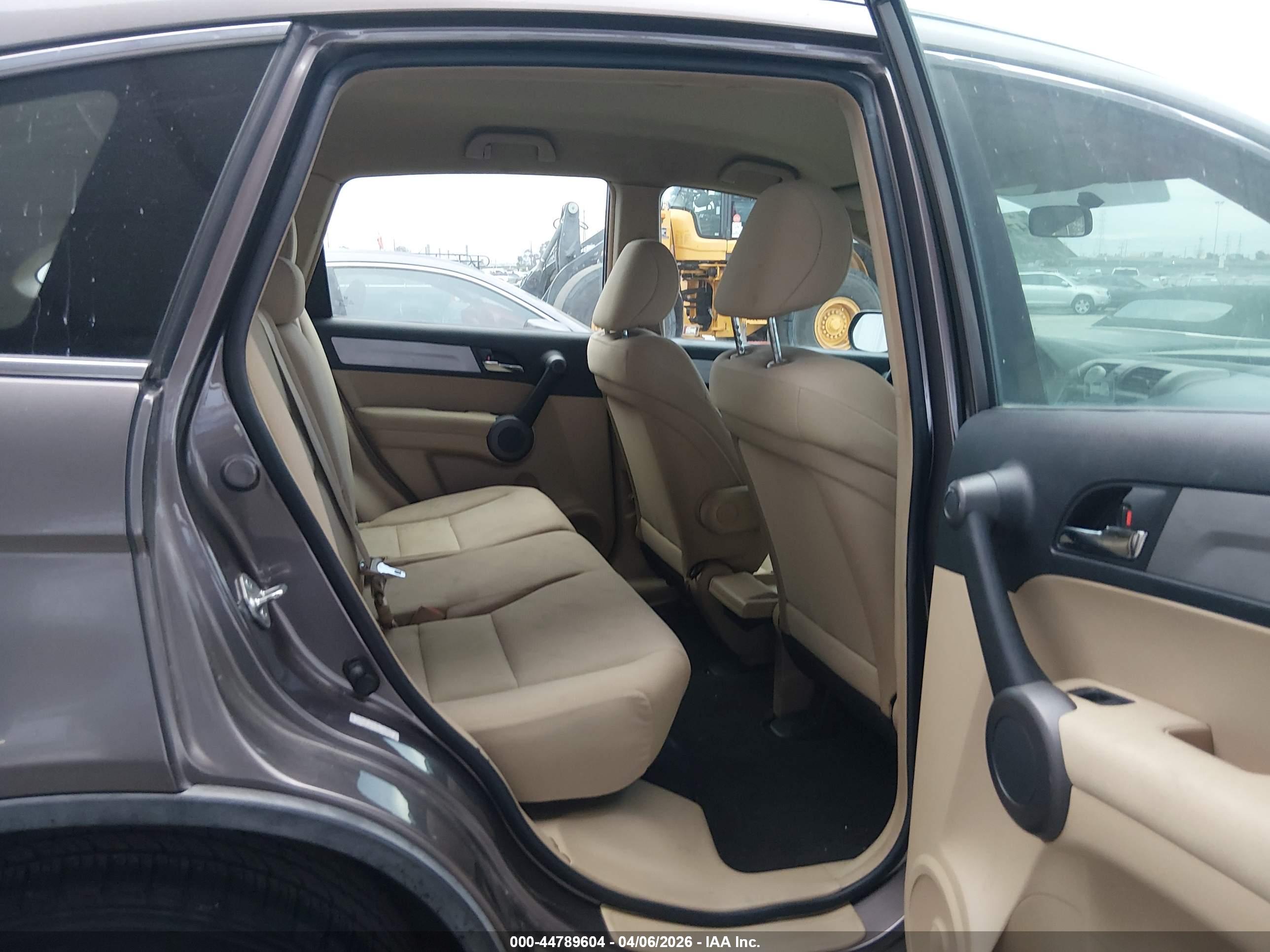 HONDA CR-V image 8