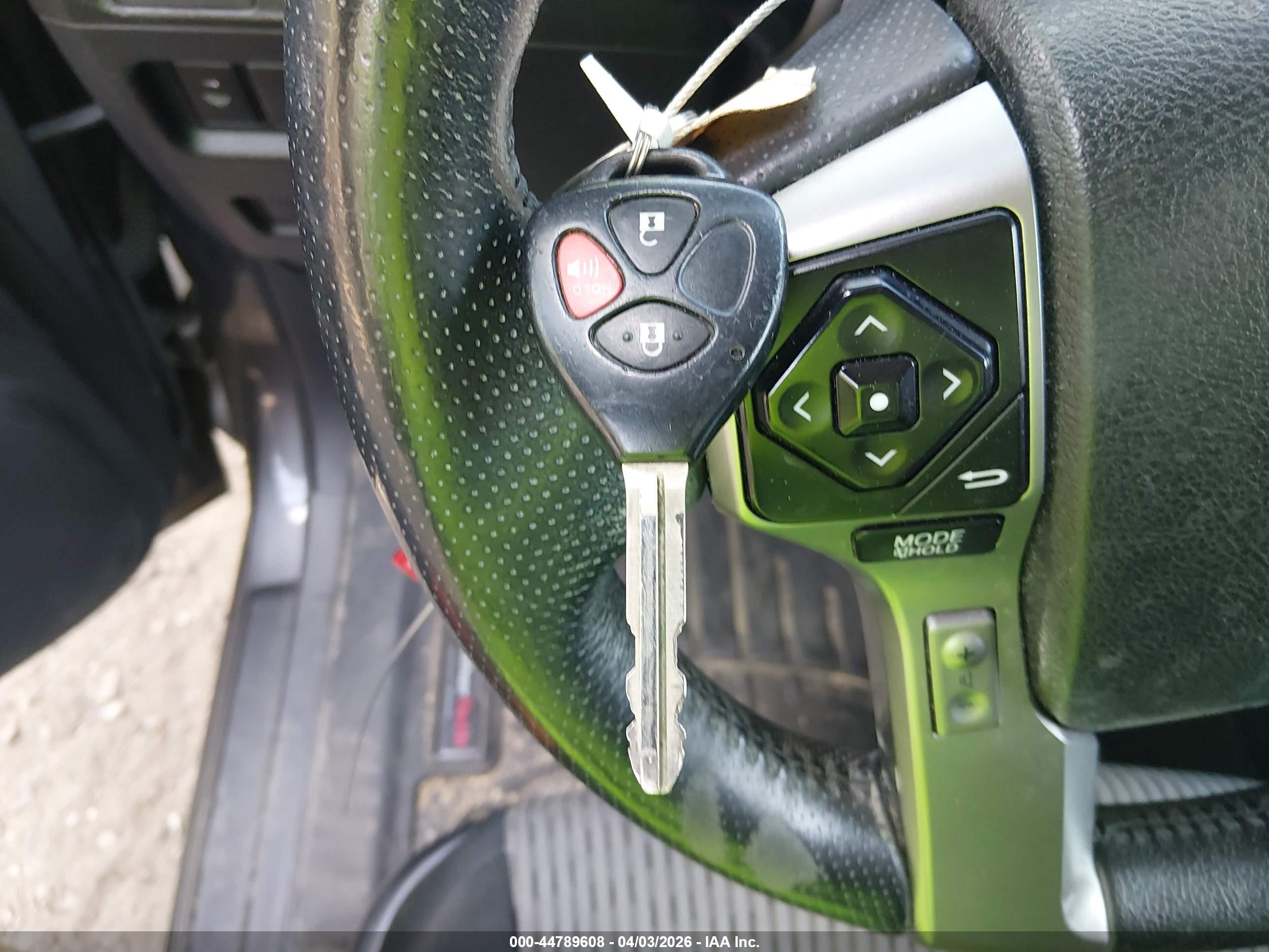 TOYOTA 4RUNNER image 11