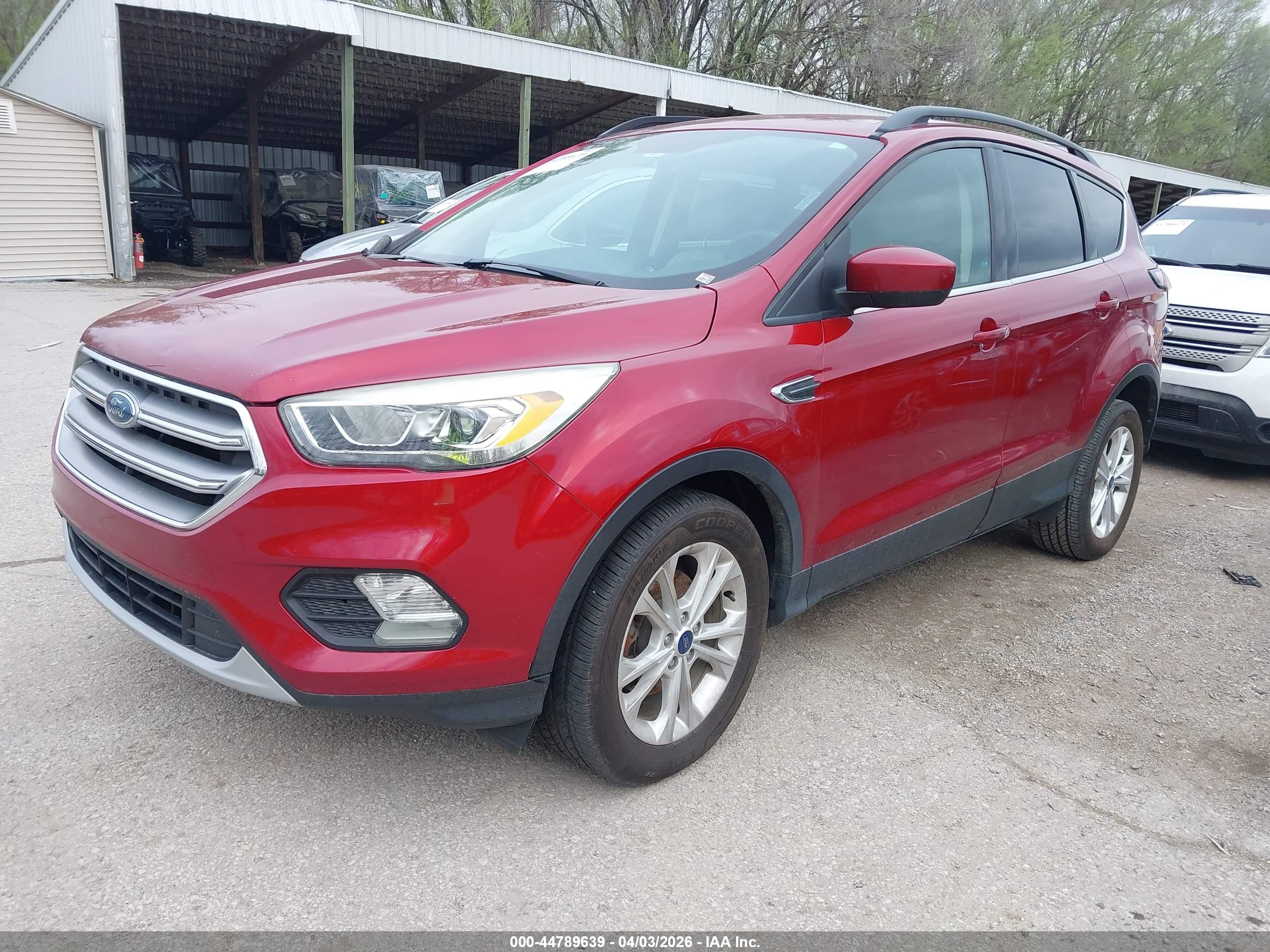 FORD ESCAPE image 2