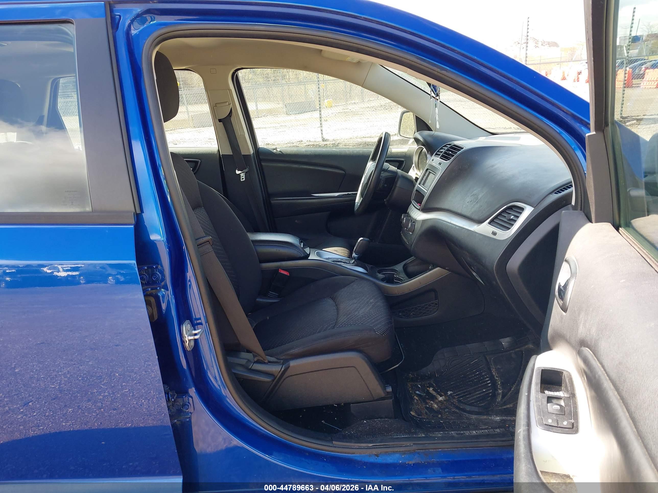 DODGE JOURNEY image 5
