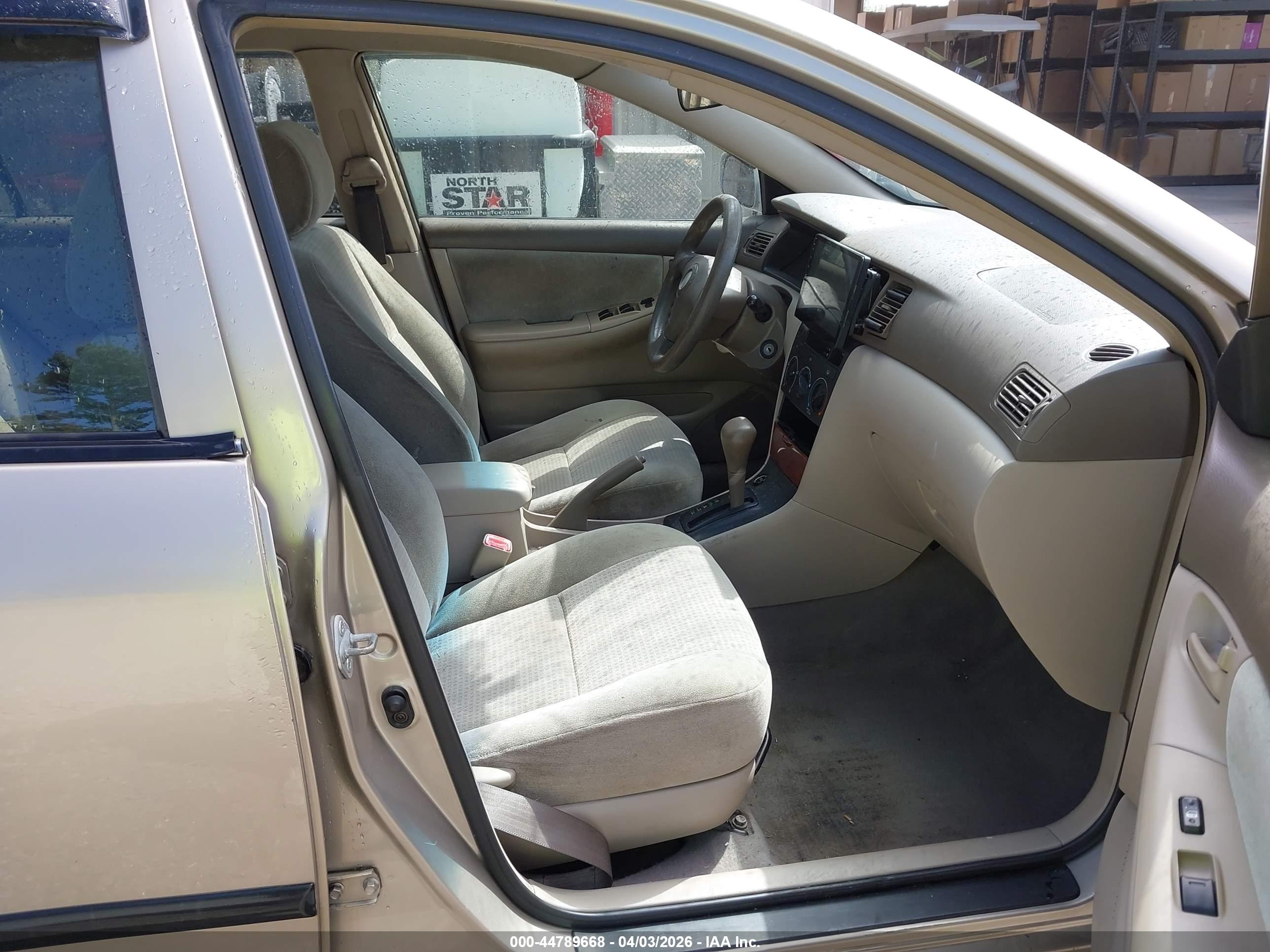 TOYOTA COROLLA image 5