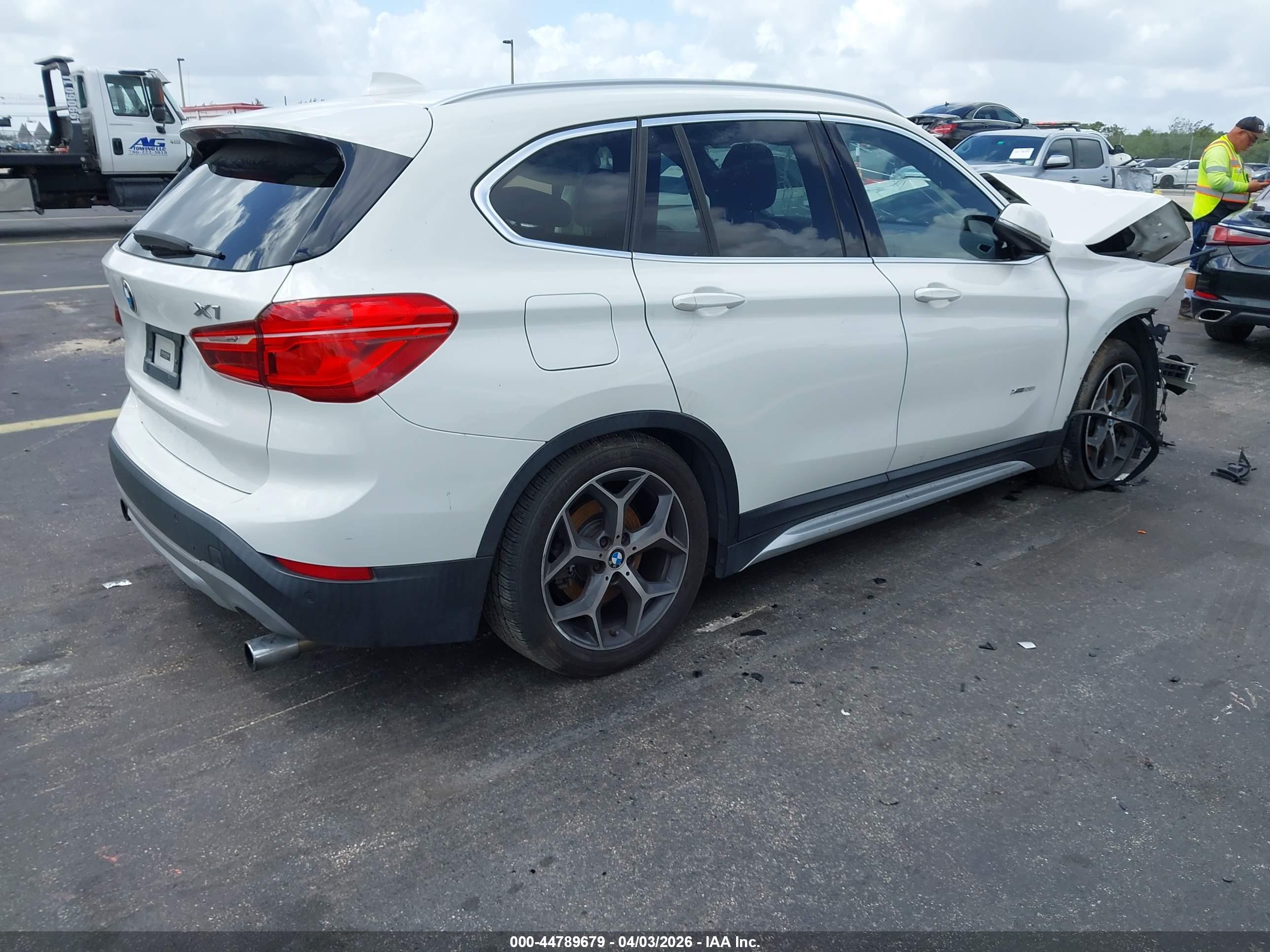 BMW X1 image 4