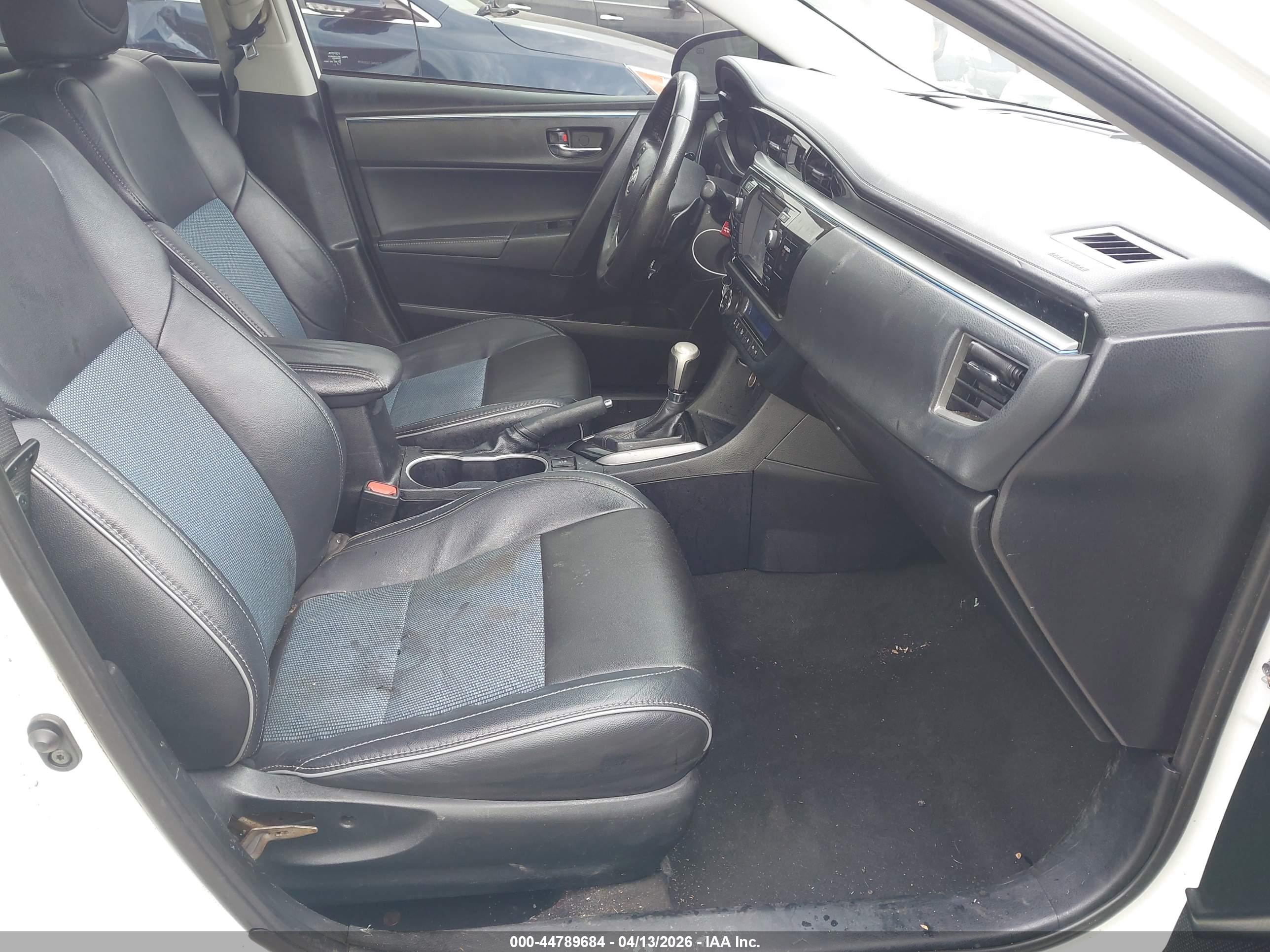 TOYOTA COROLLA image 5