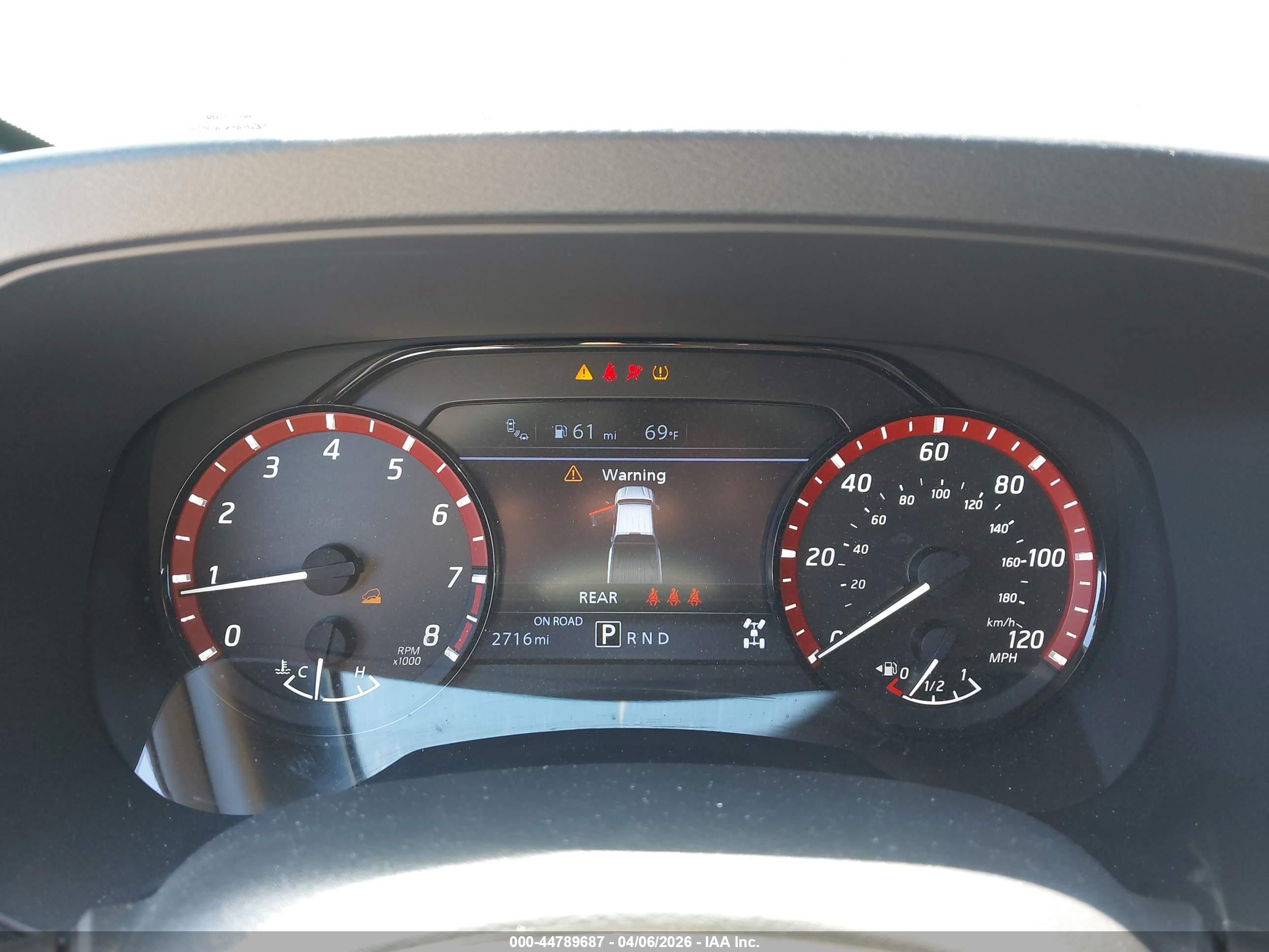 NISSAN FRONTIER image 7