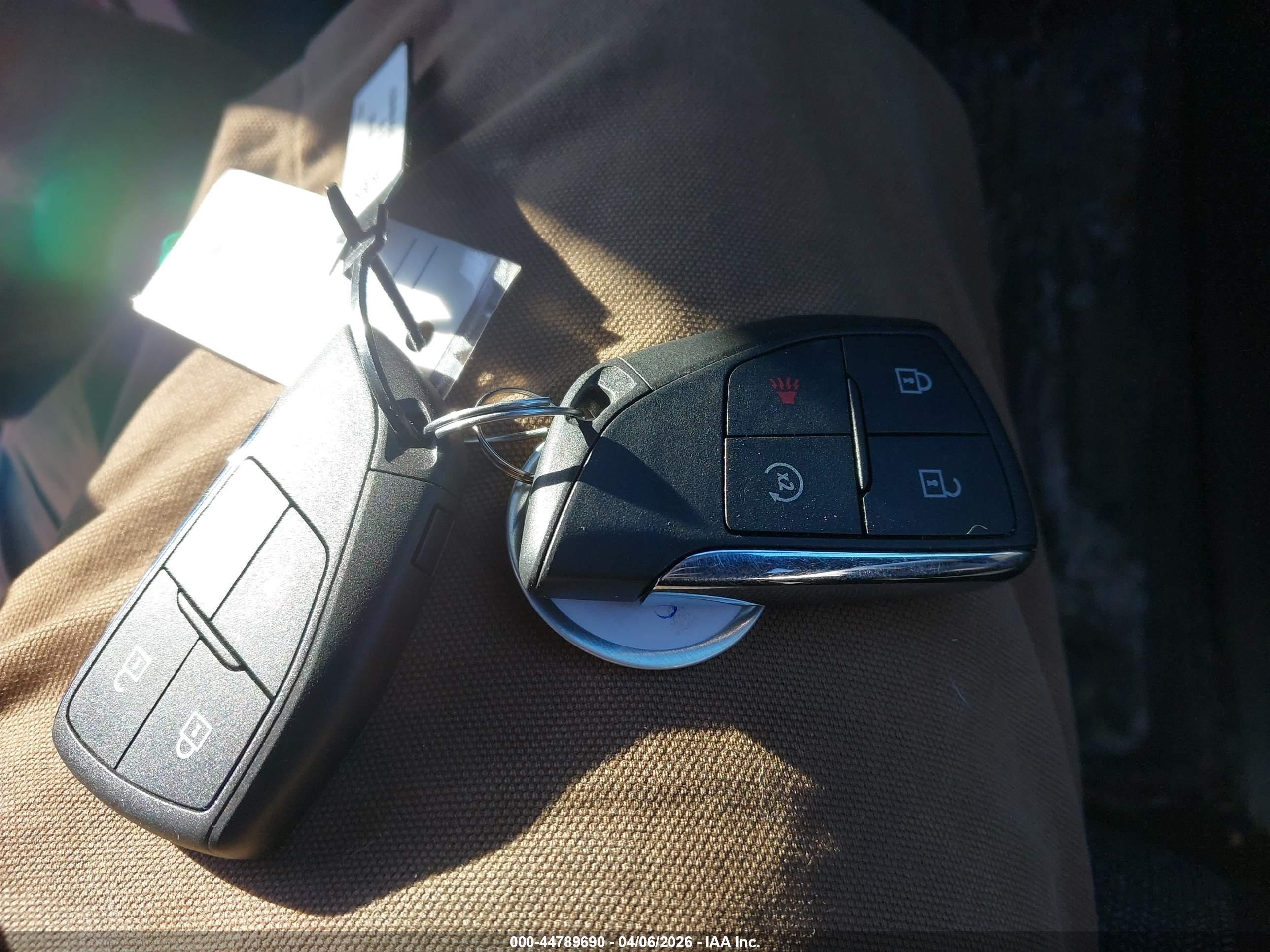 GMC TERRAIN image 11