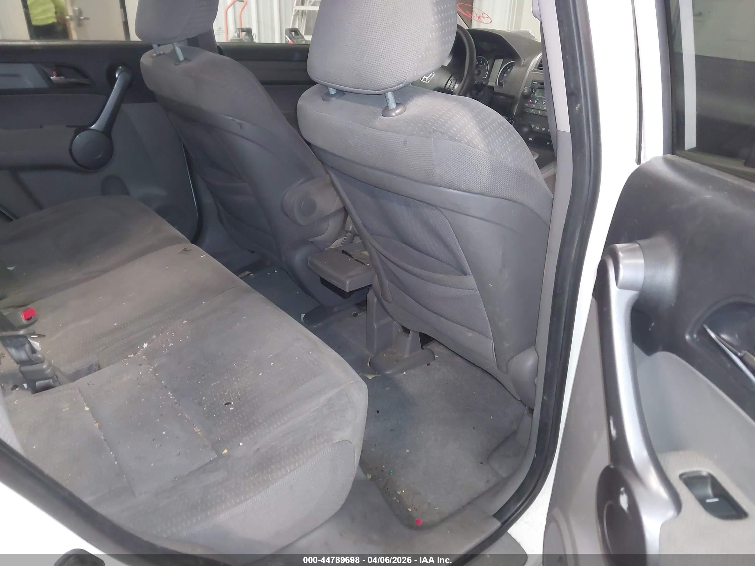 HONDA CR-V image 8