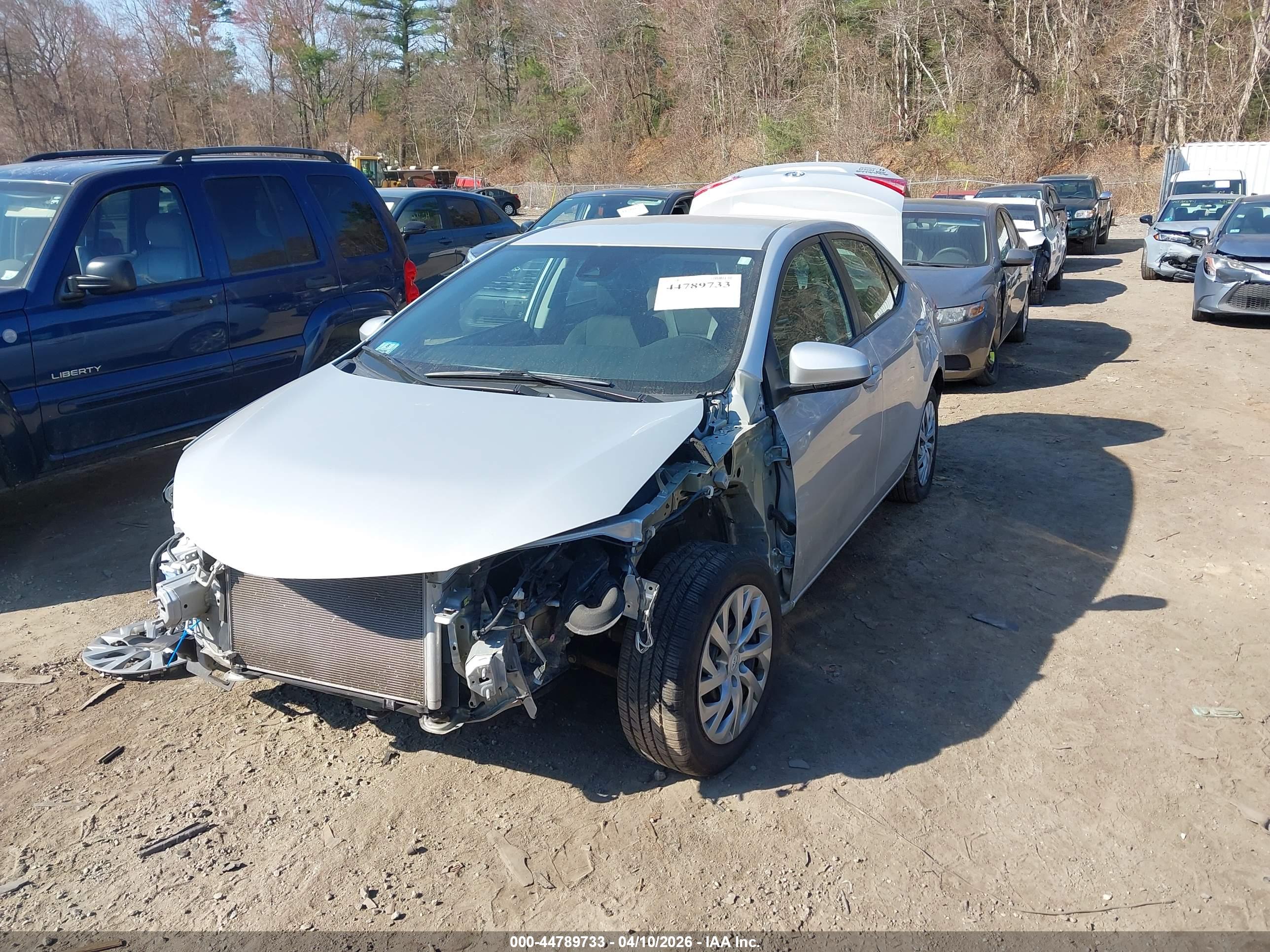 TOYOTA COROLLA image 2
