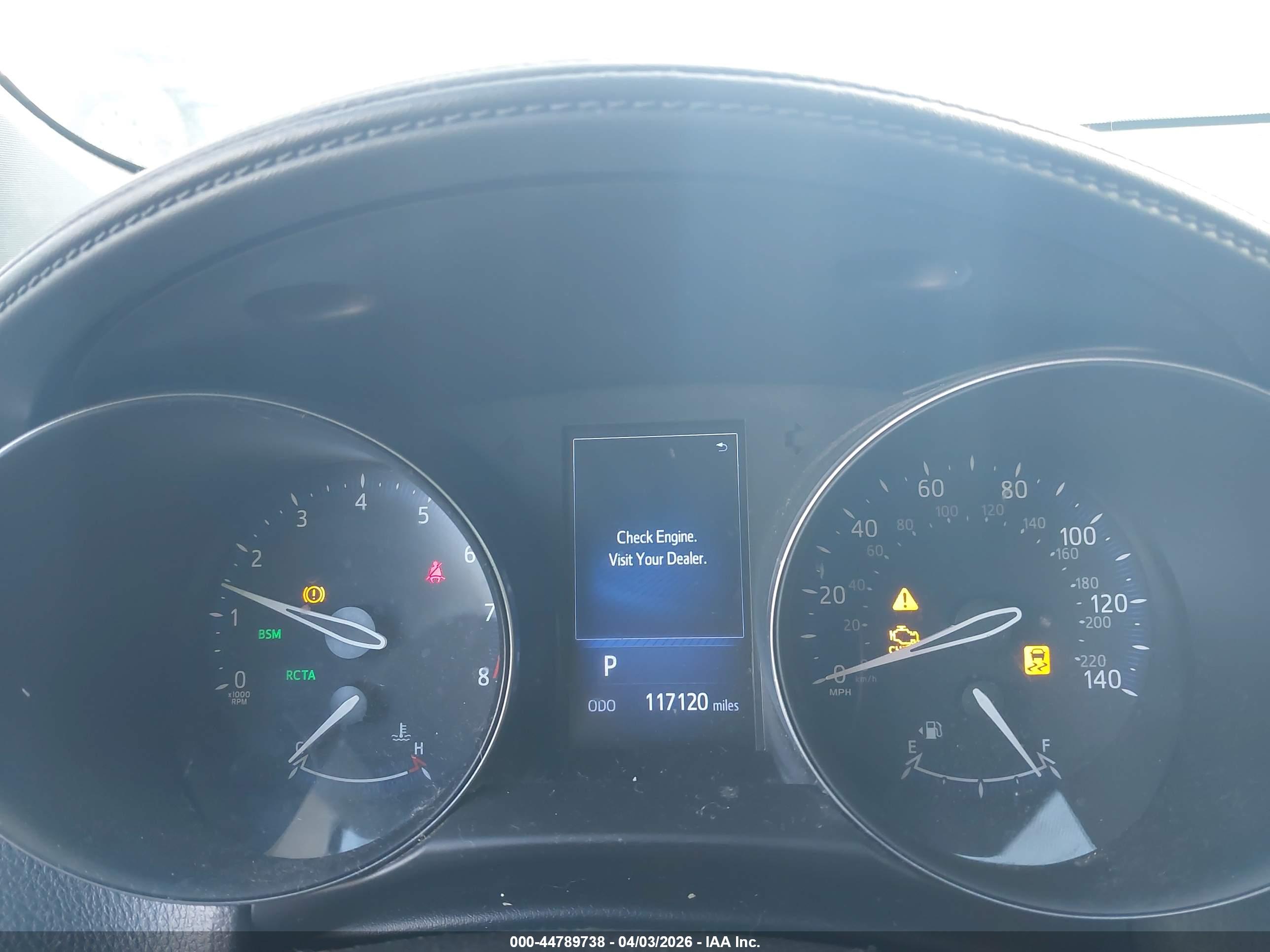 TOYOTA C-HR image 7