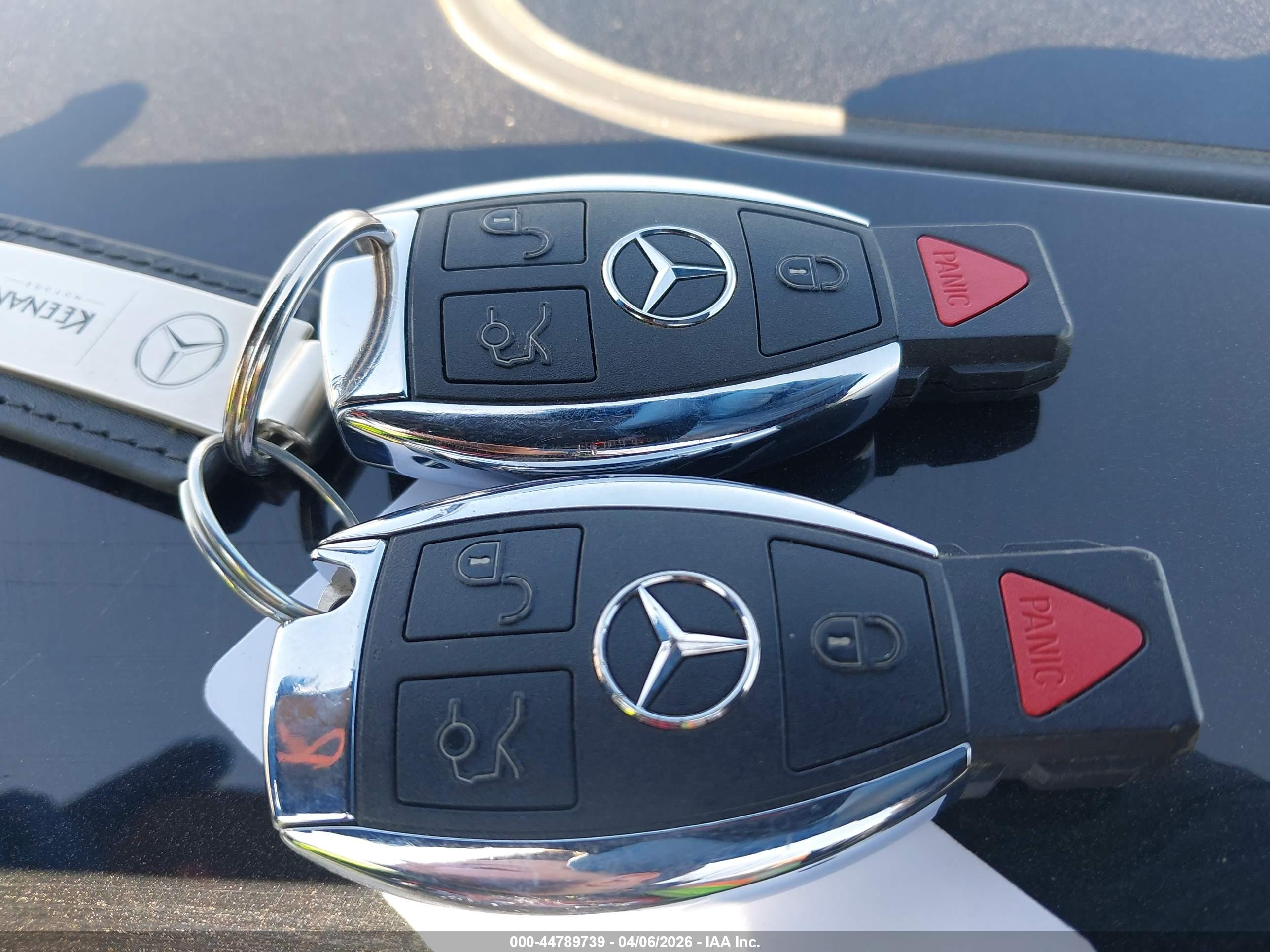 MERCEDES-BENZ CLS image 11