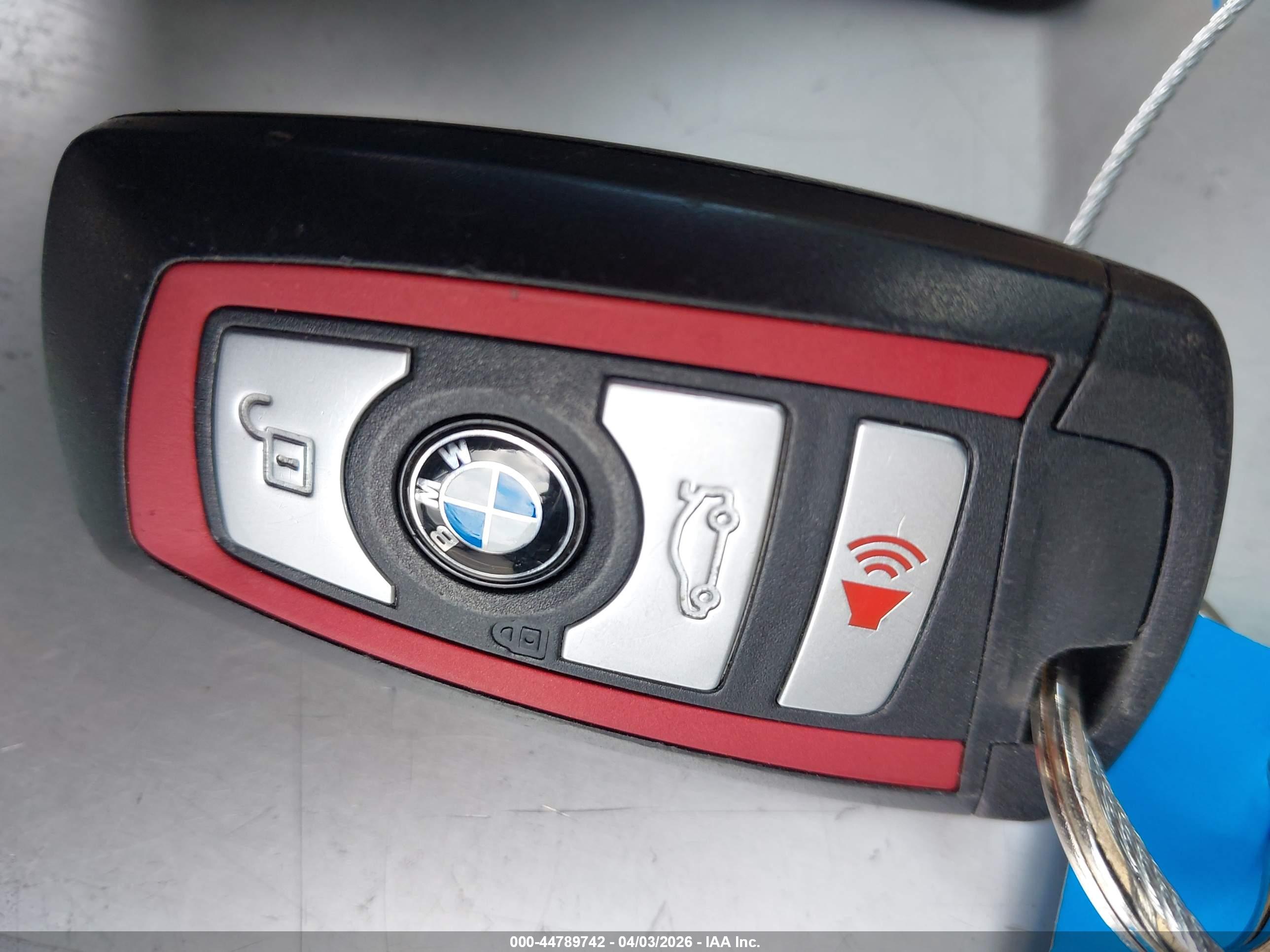 BMW 330I image 11