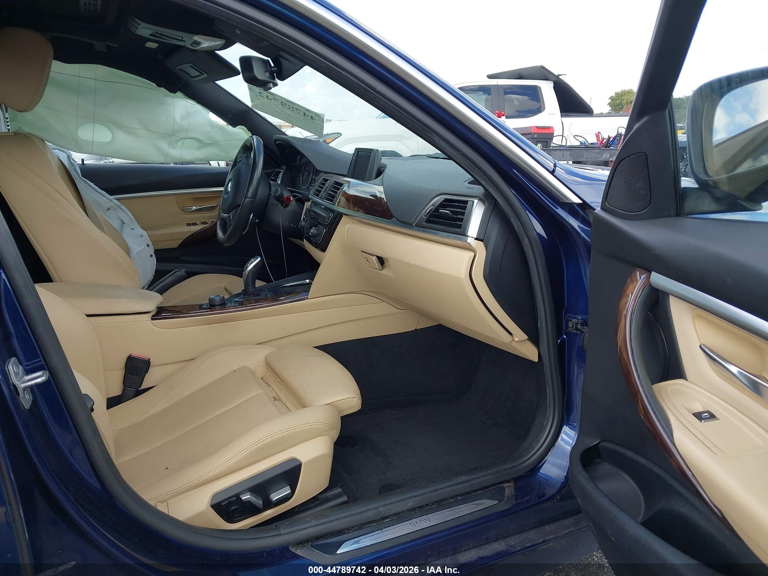 BMW 330I image 5