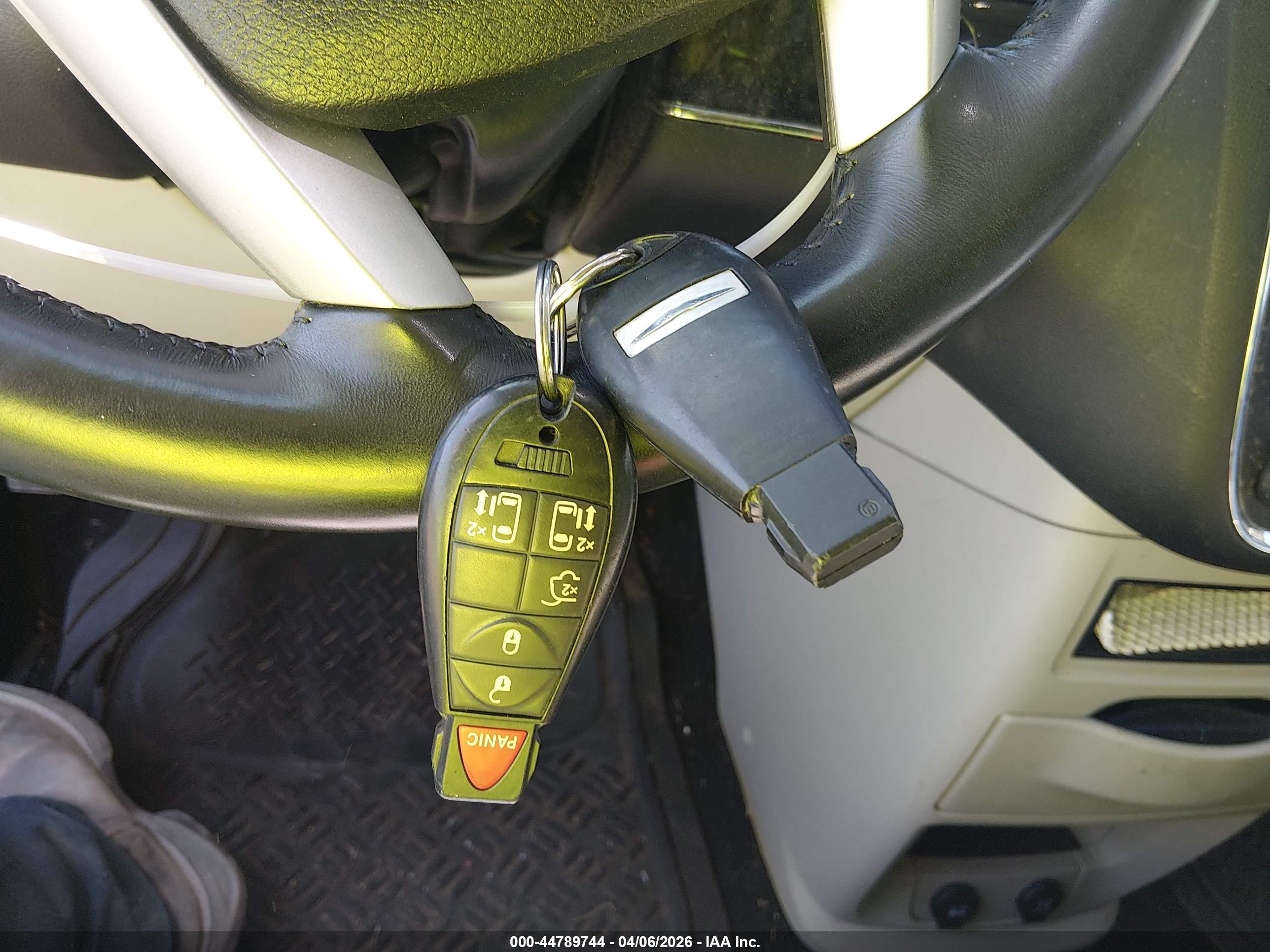 CHRYSLER TOWN image 11