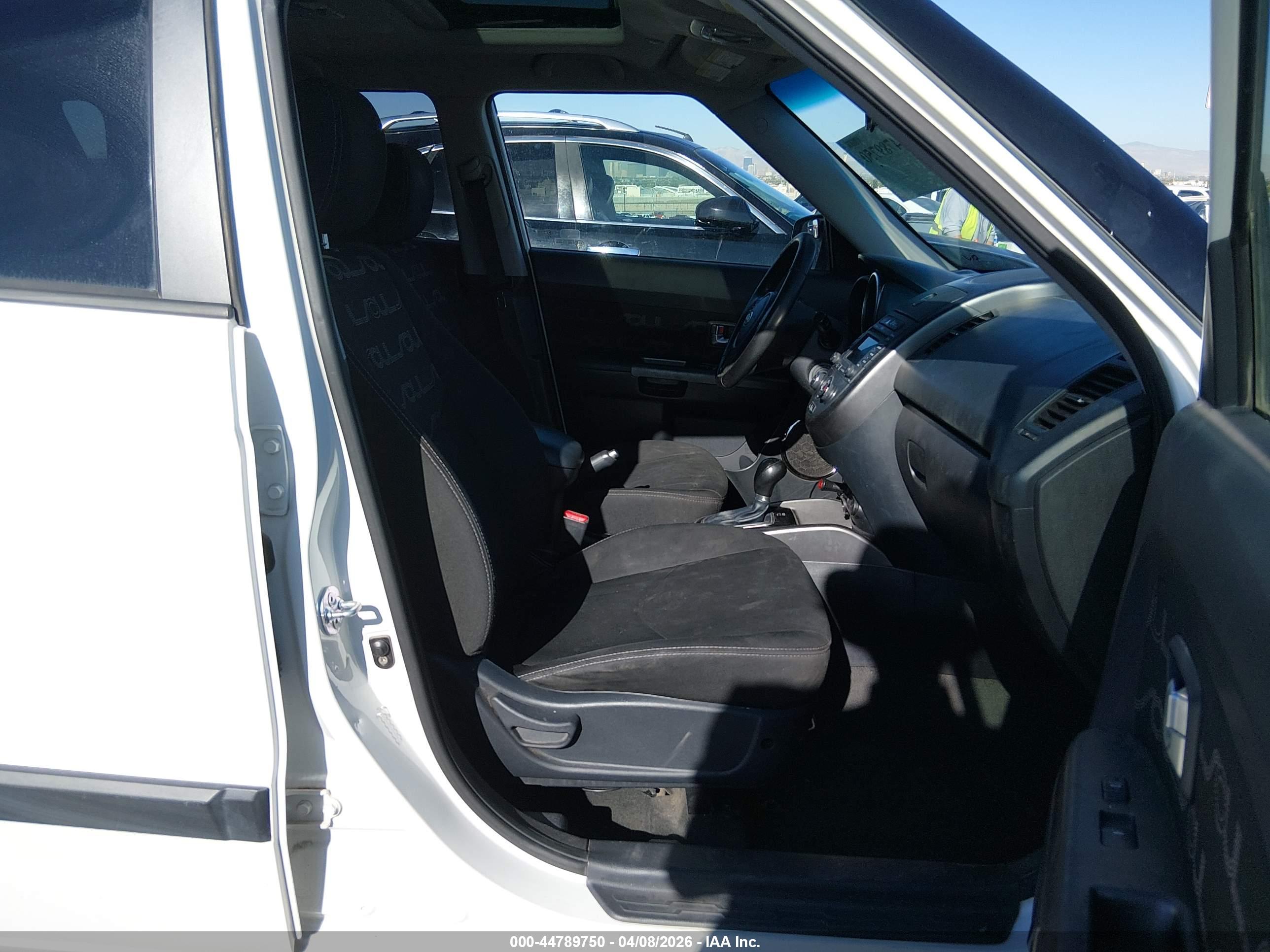 KIA SOUL image 5