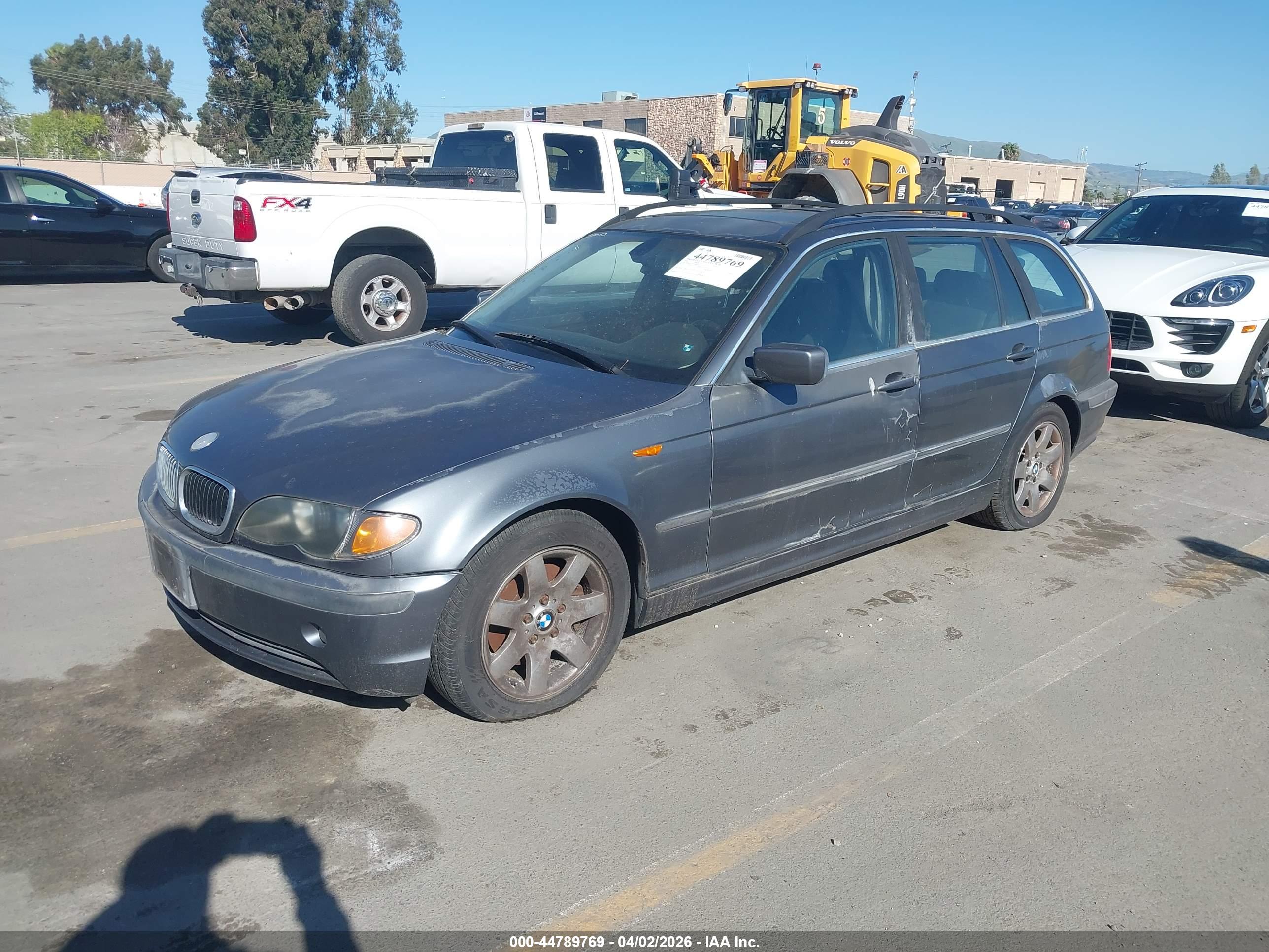 BMW 325IT image 2