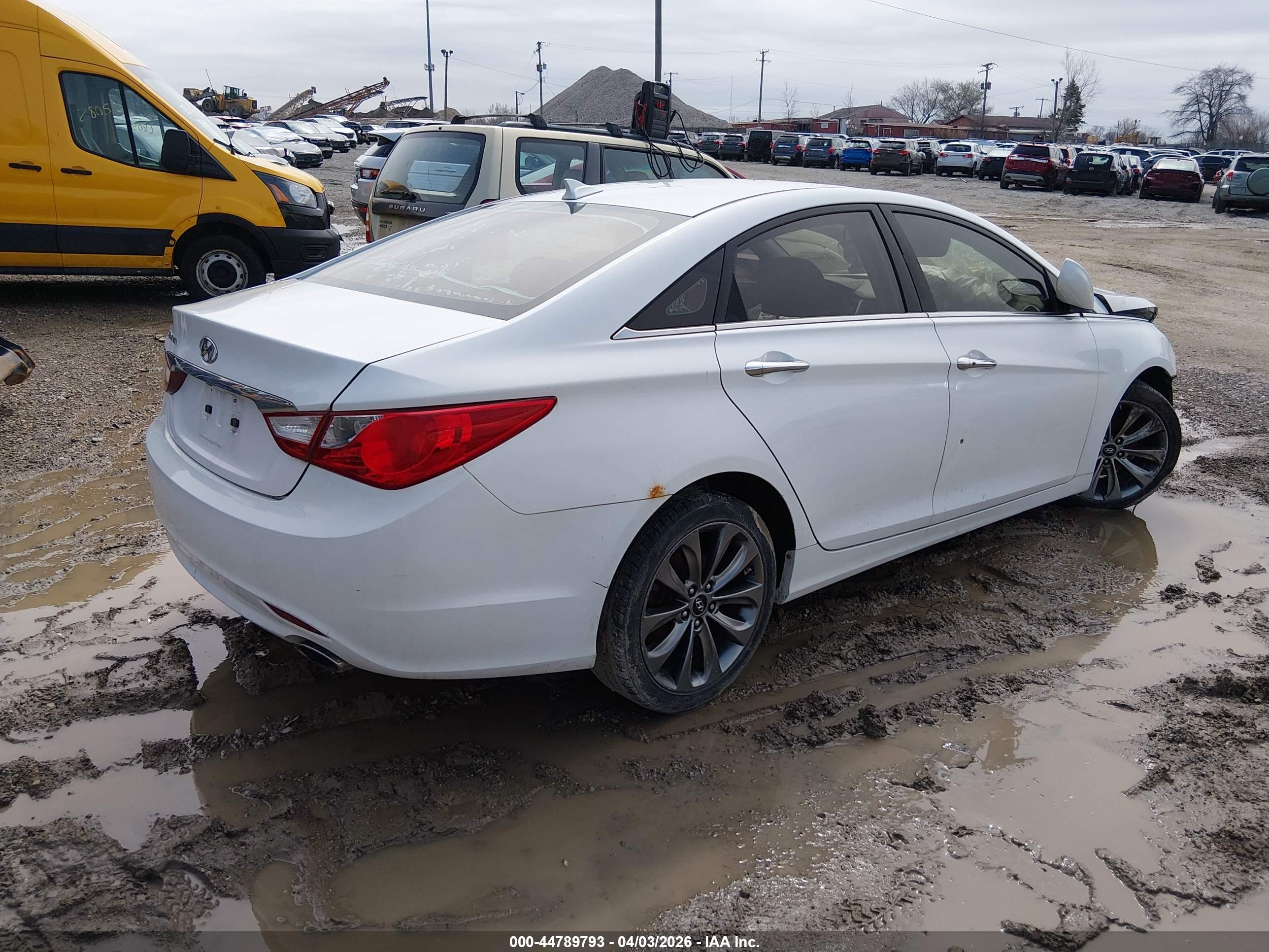 HYUNDAI SONATA image 4