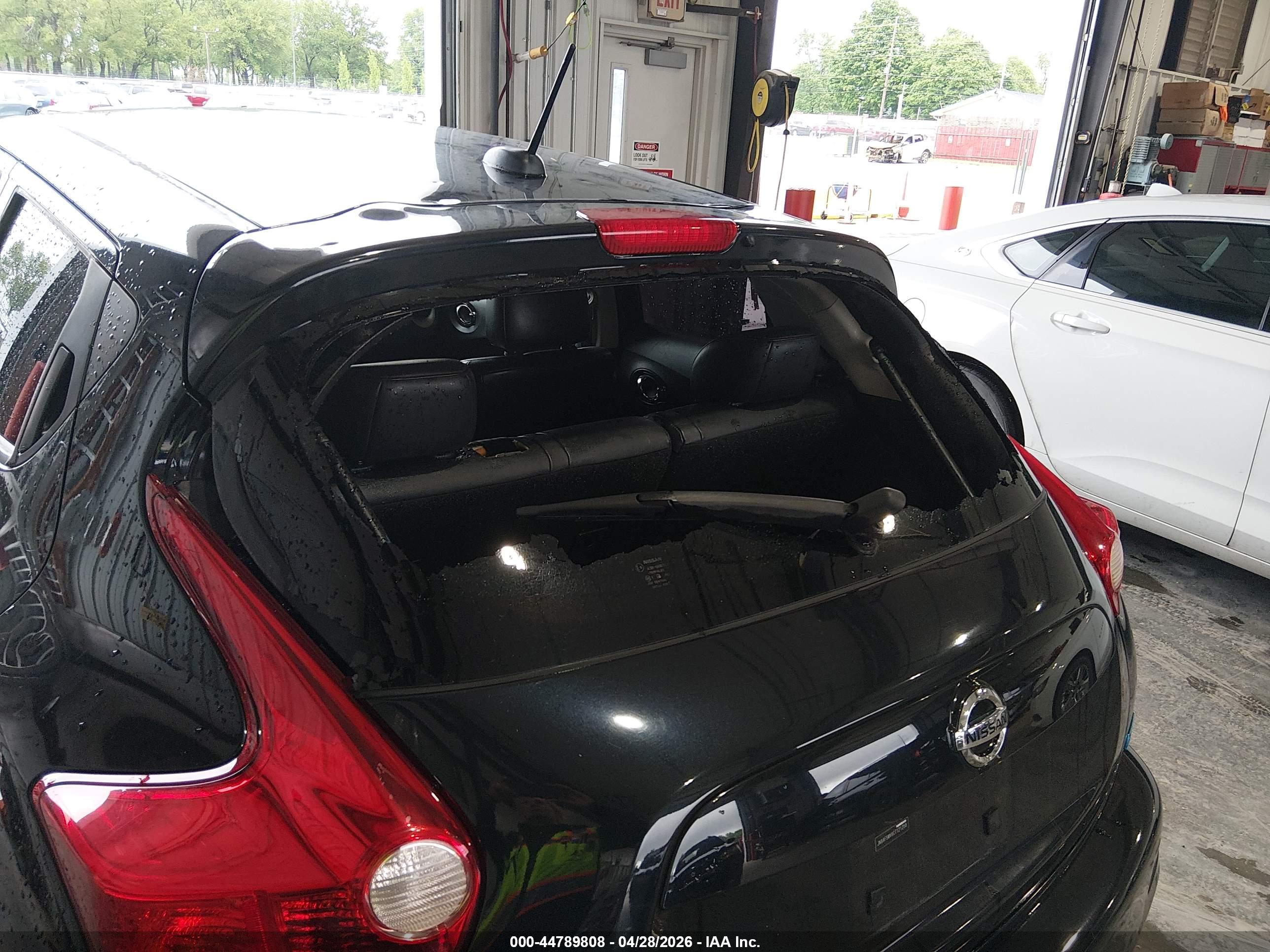 NISSAN JUKE image 6