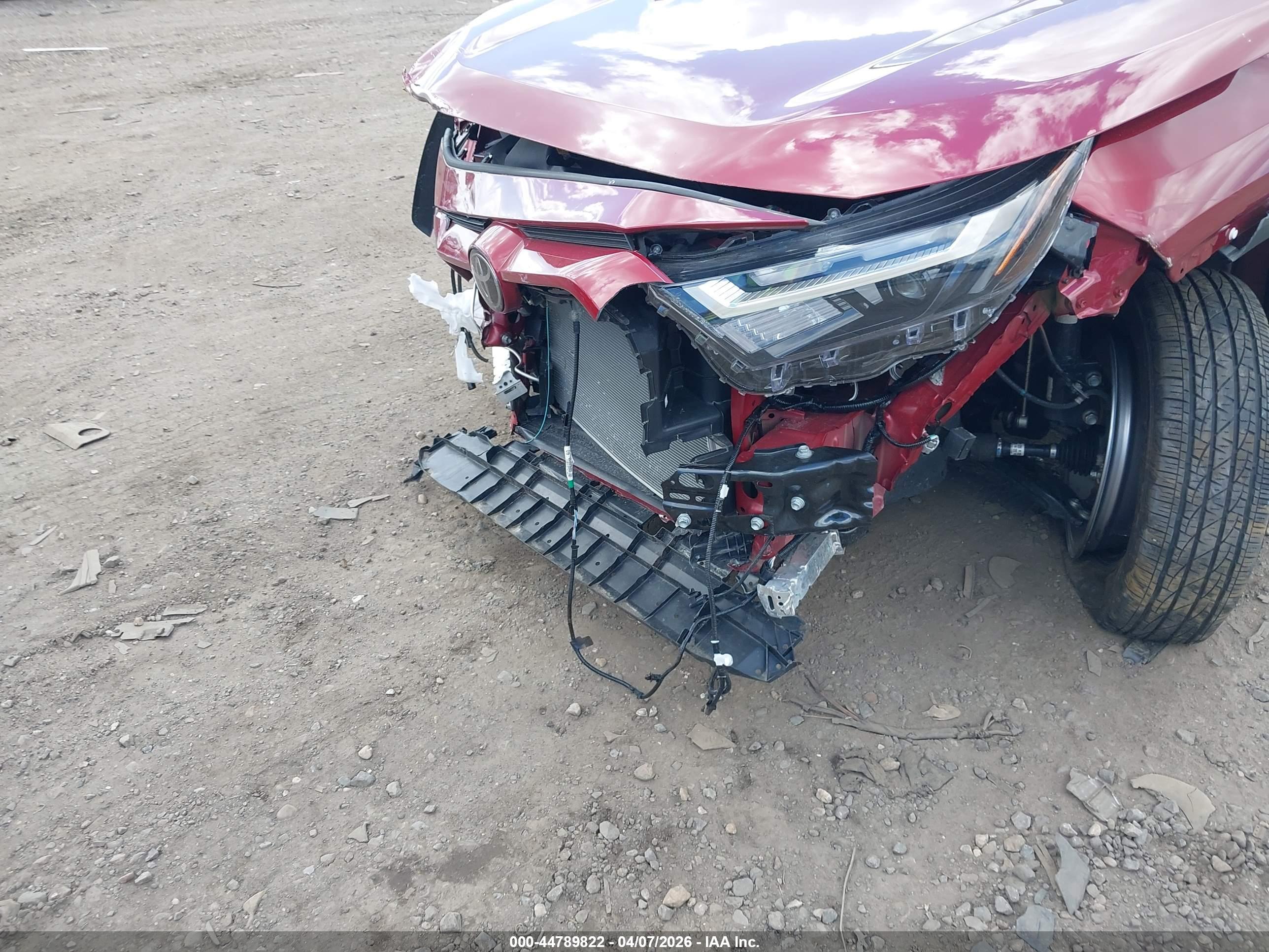 TOYOTA RAV4 image 6