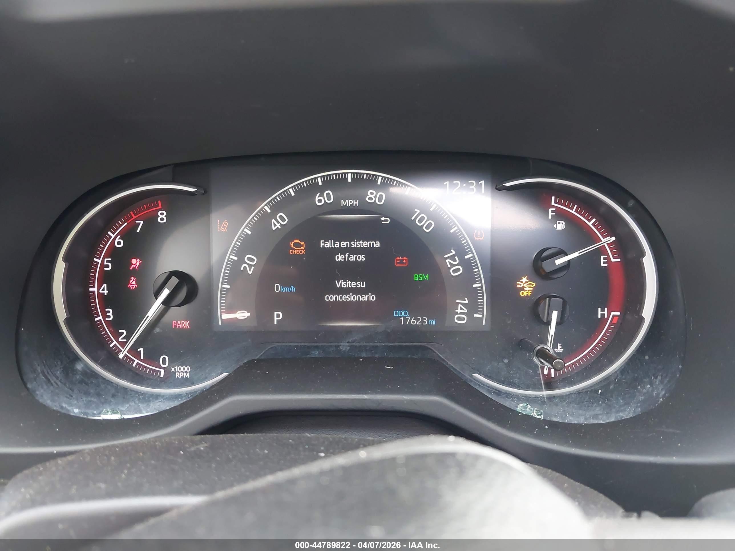 TOYOTA RAV4 image 7