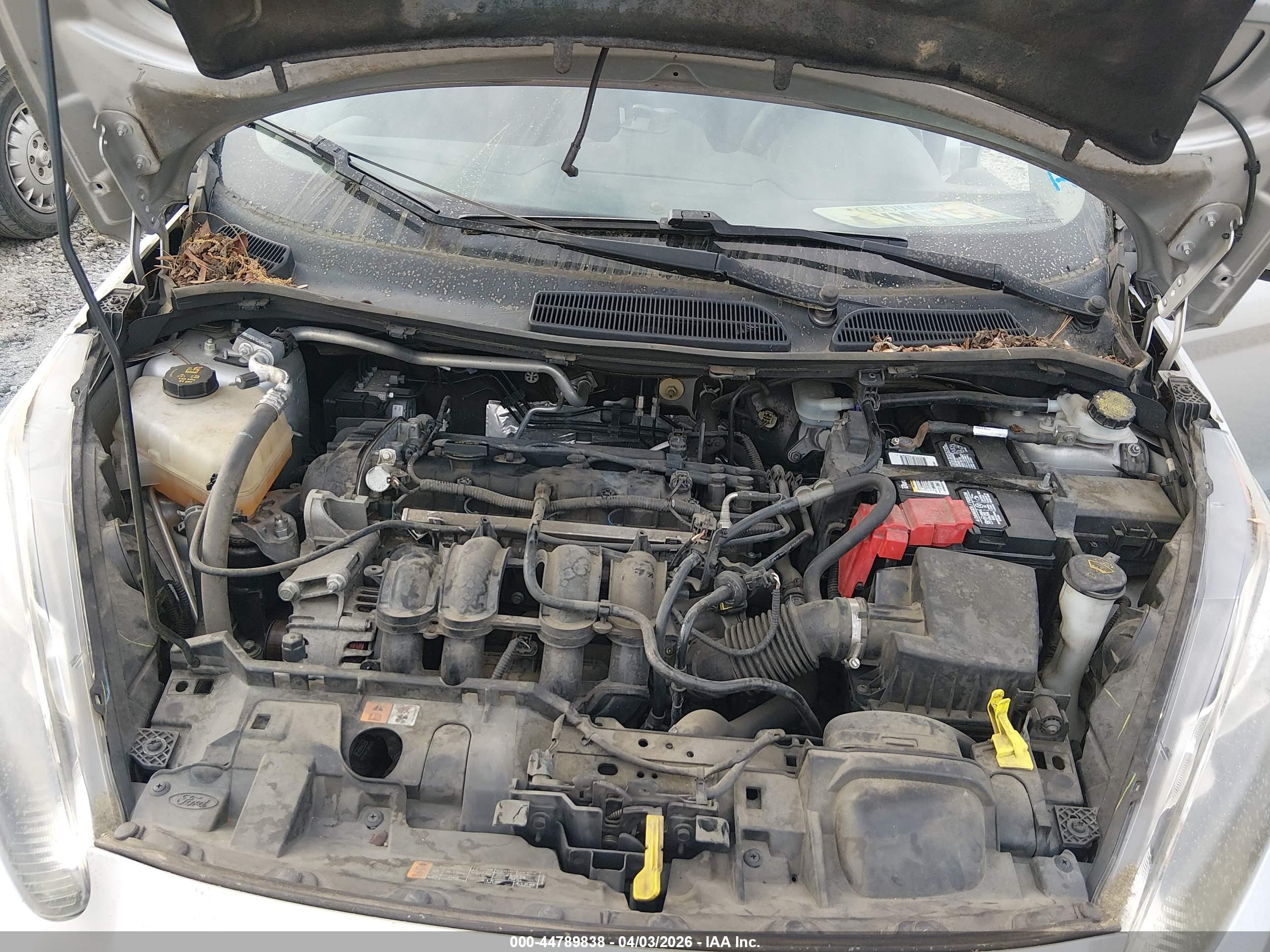 FORD FIESTA image 10