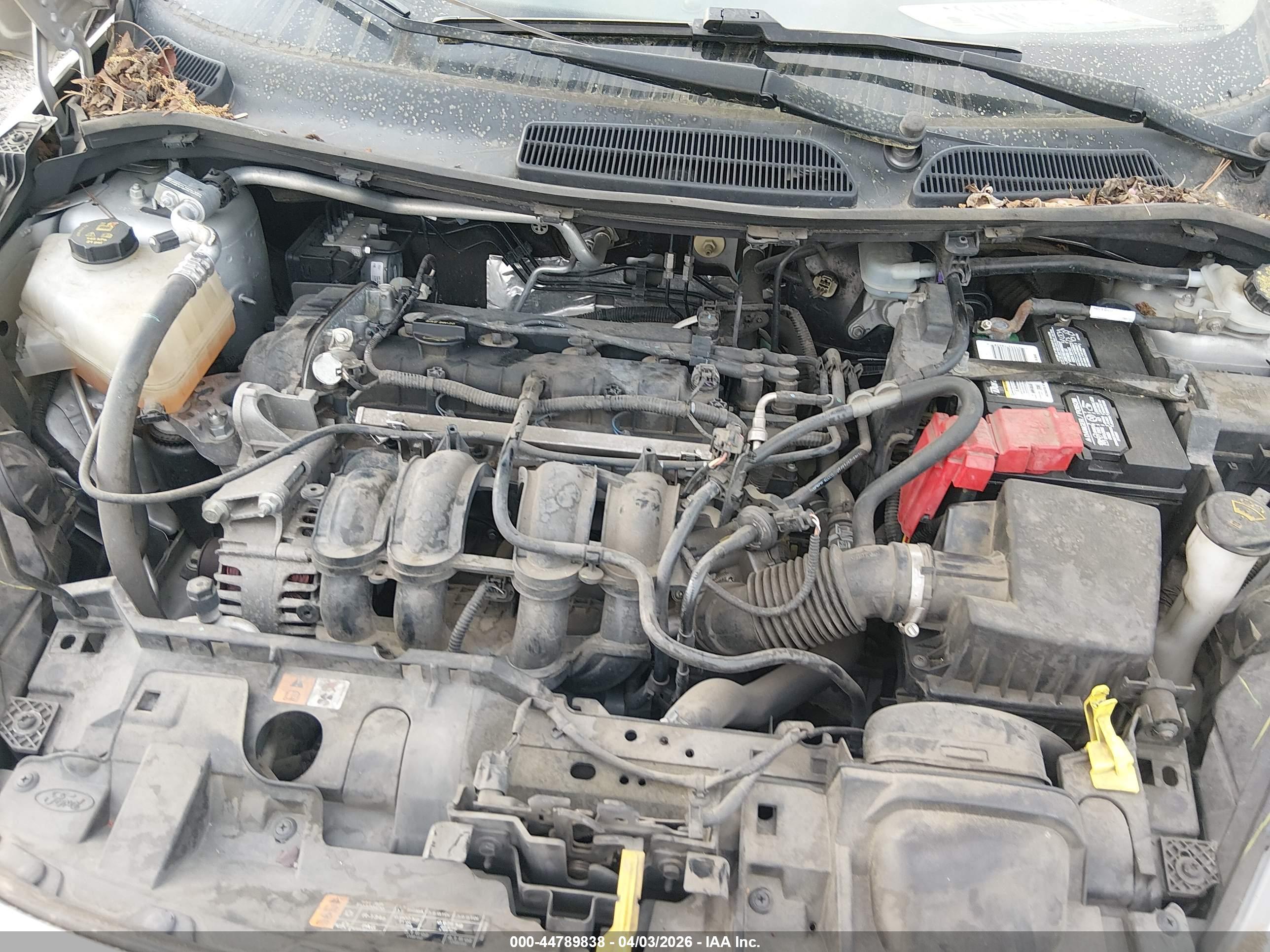 FORD FIESTA image 6