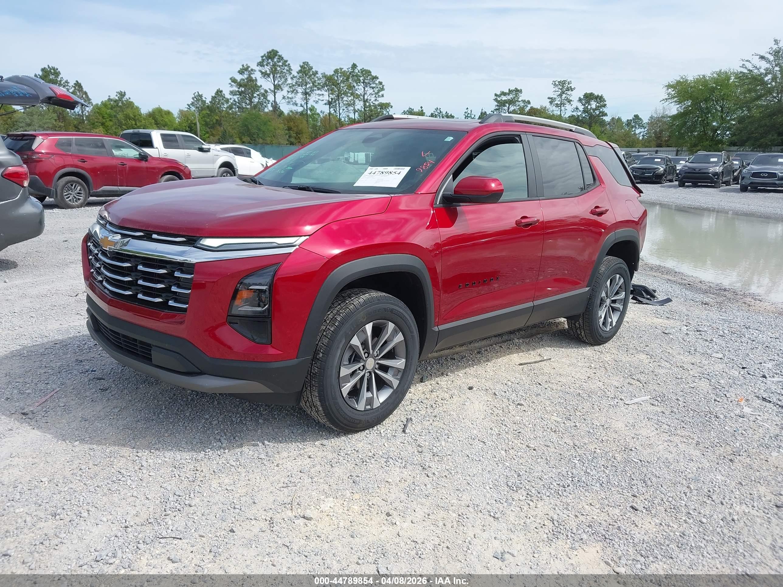 CHEVROLET EQUINOX image 2