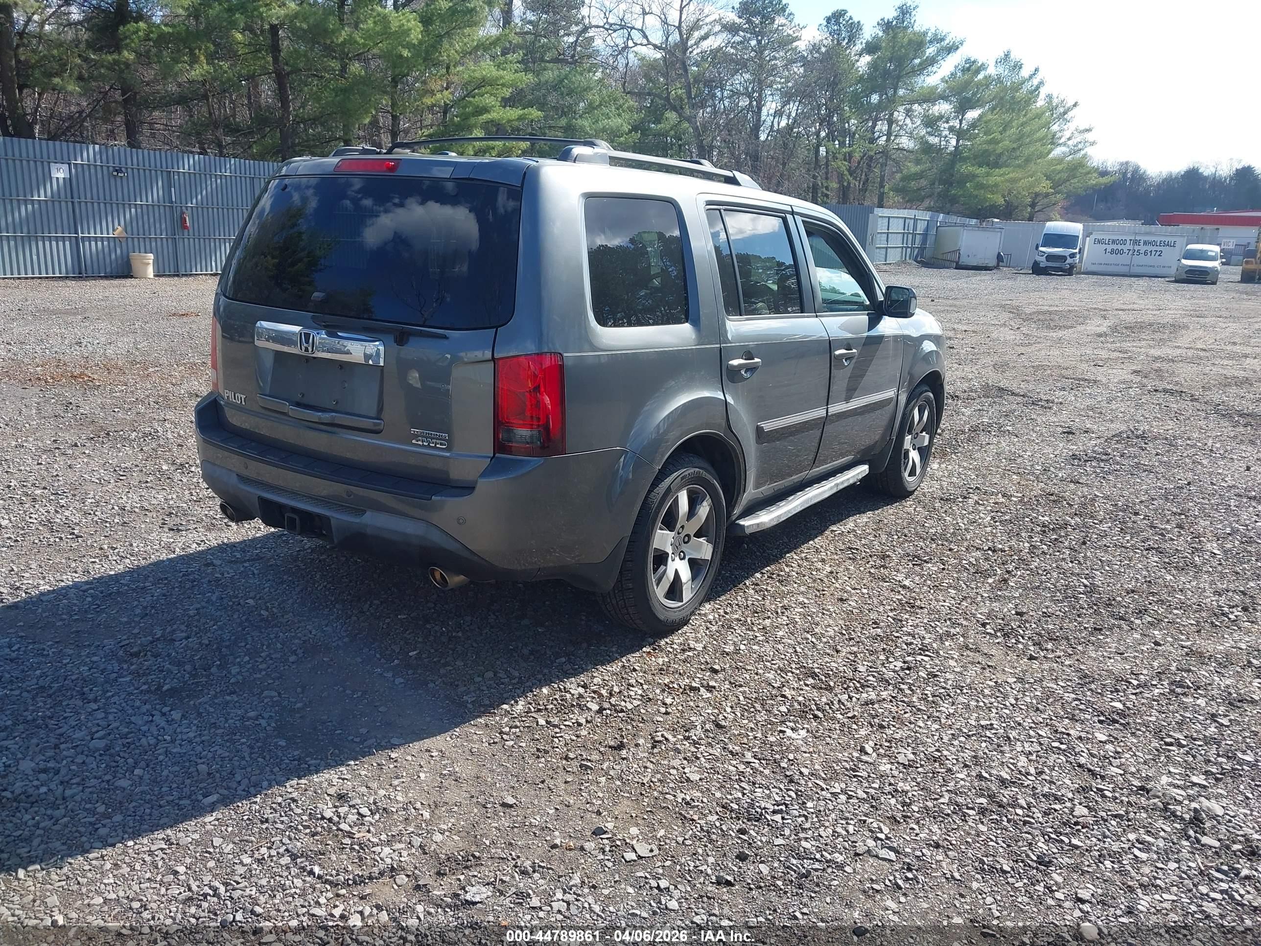 HONDA PILOT image 4