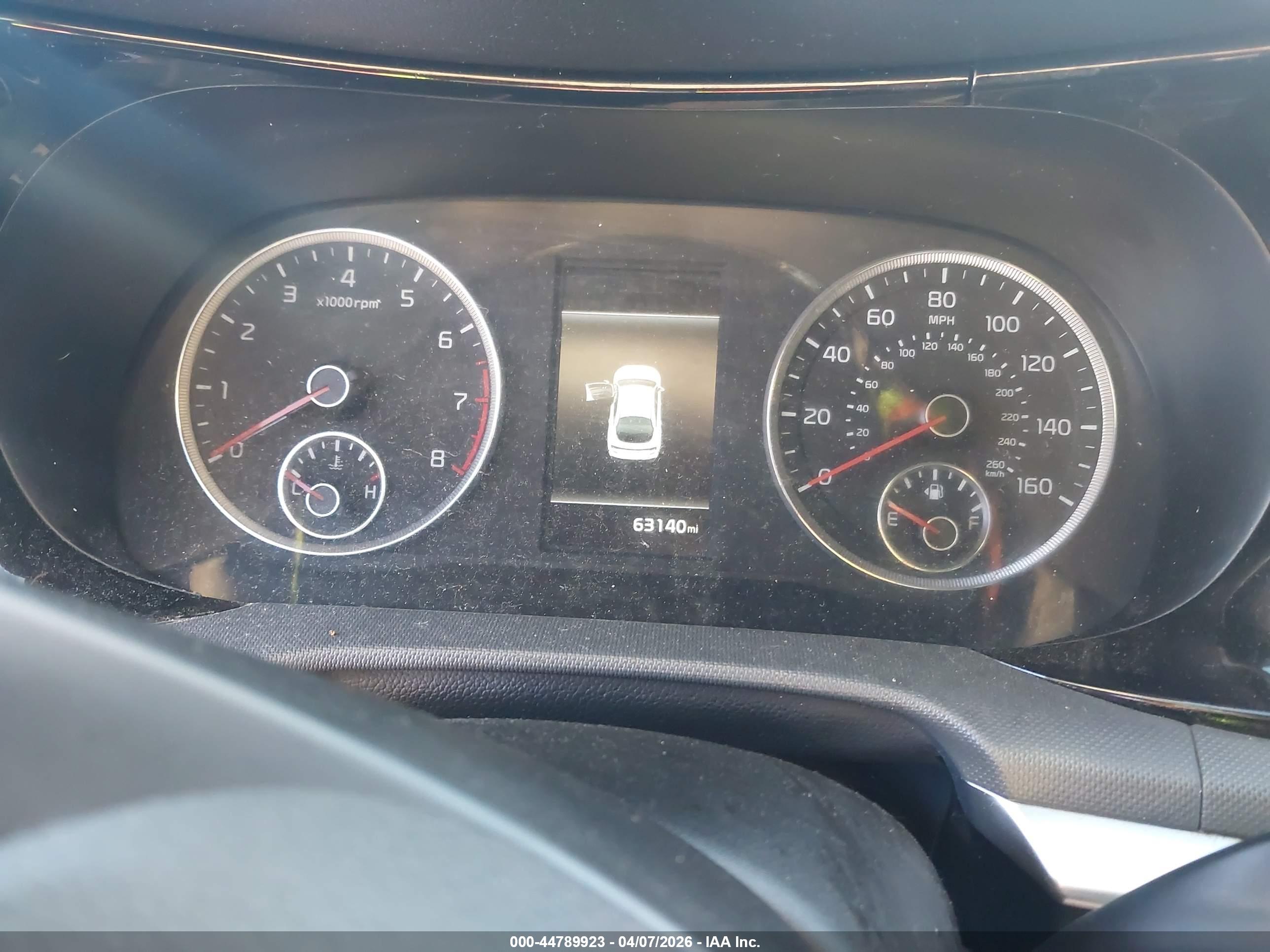 KIA K5 image 7