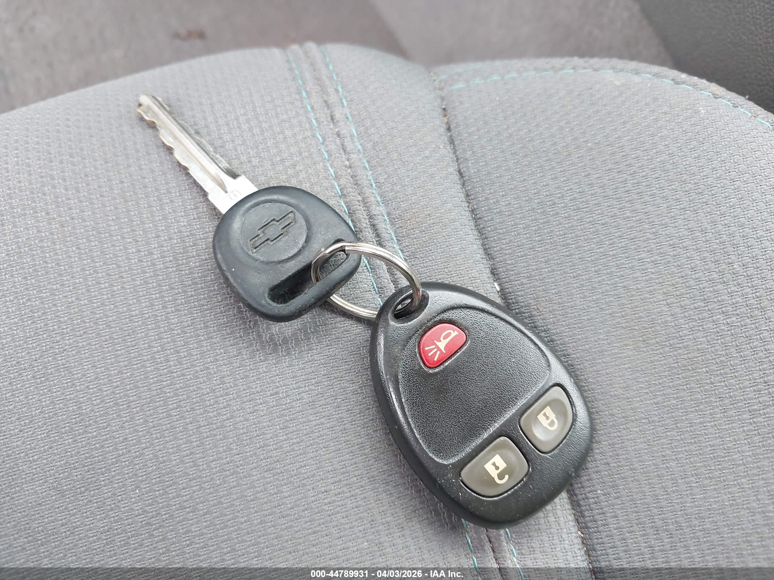 CHEVROLET TRAVERSE image 11