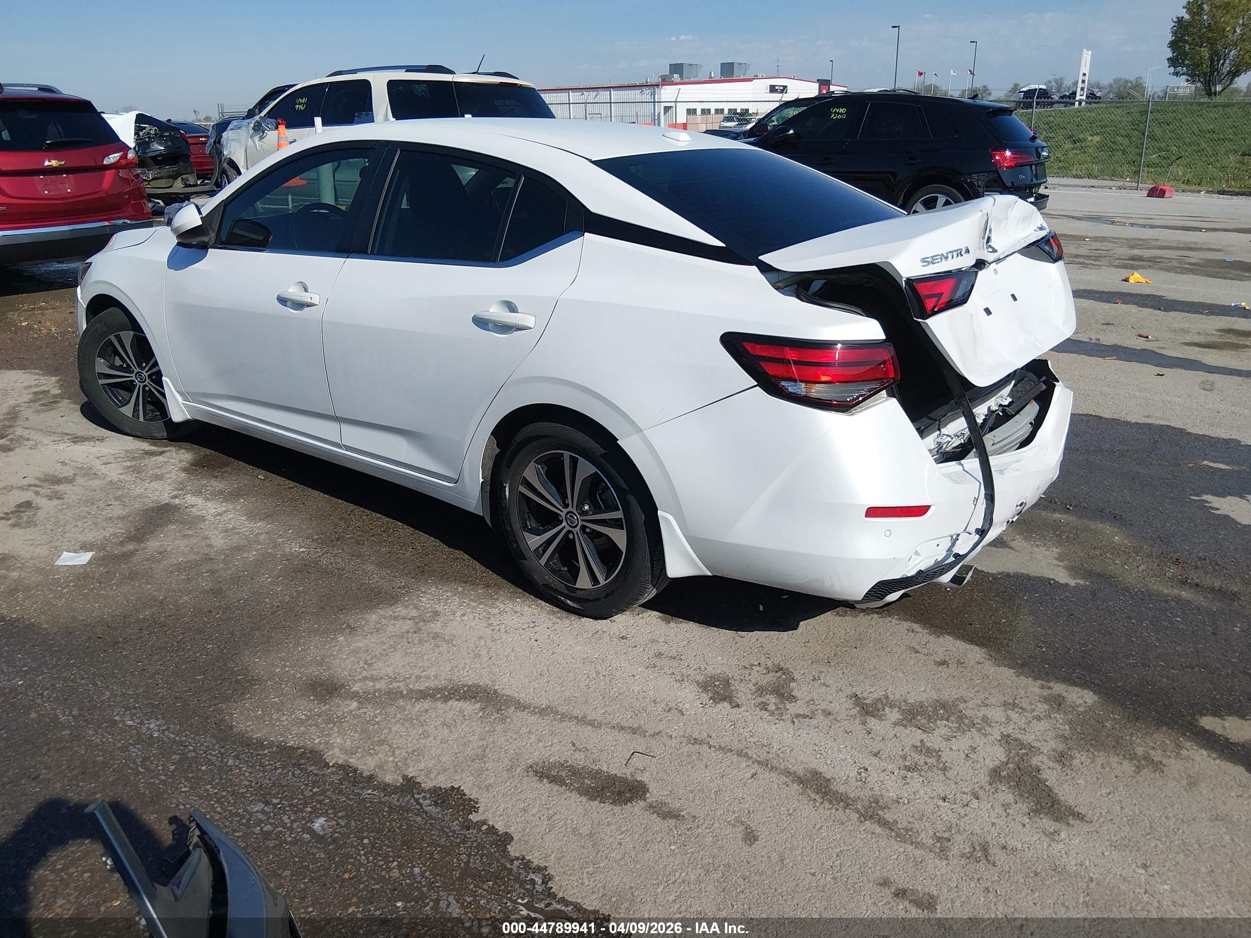 NISSAN SENTRA image 3