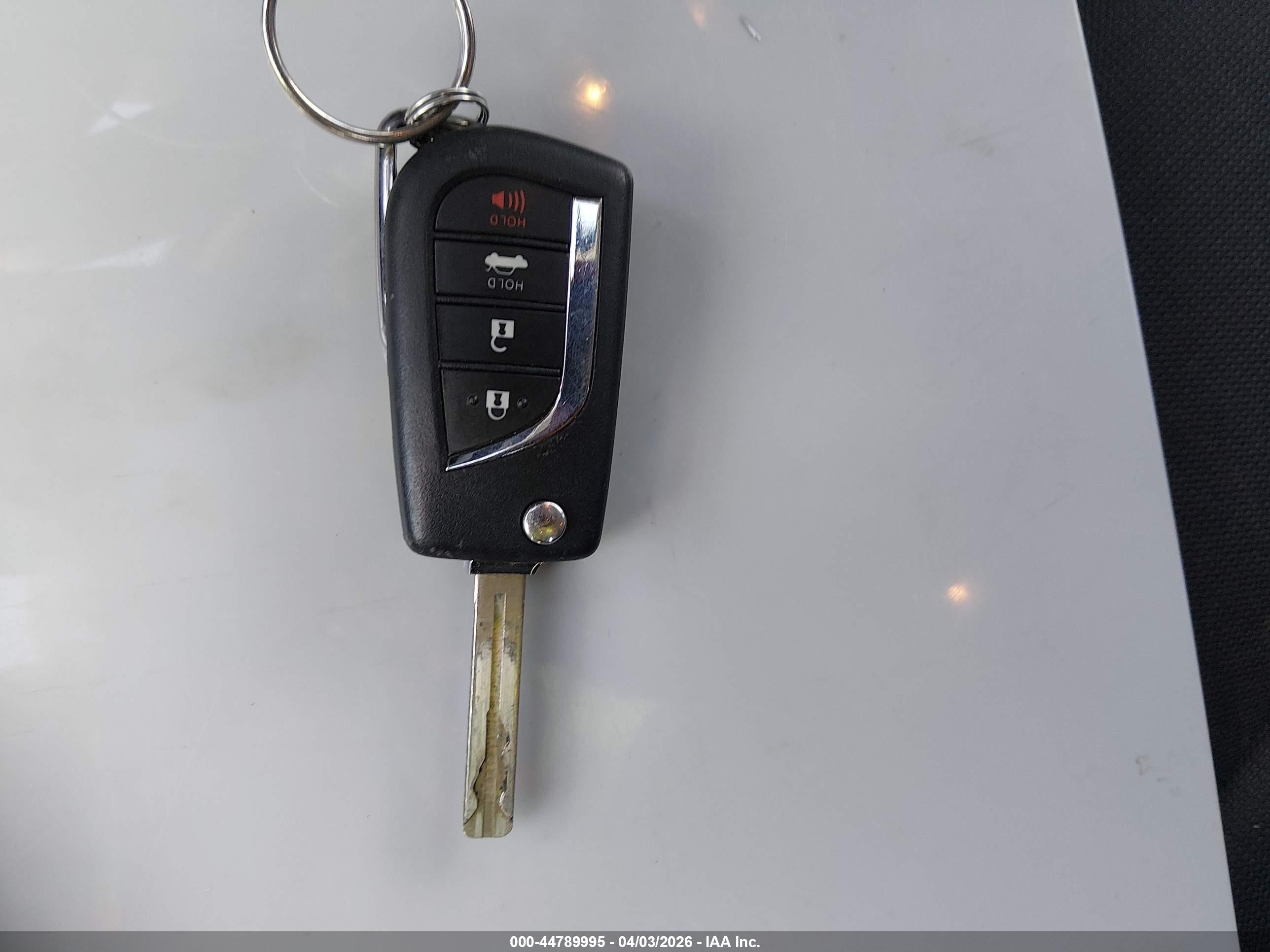 TOYOTA COROLLA image 11