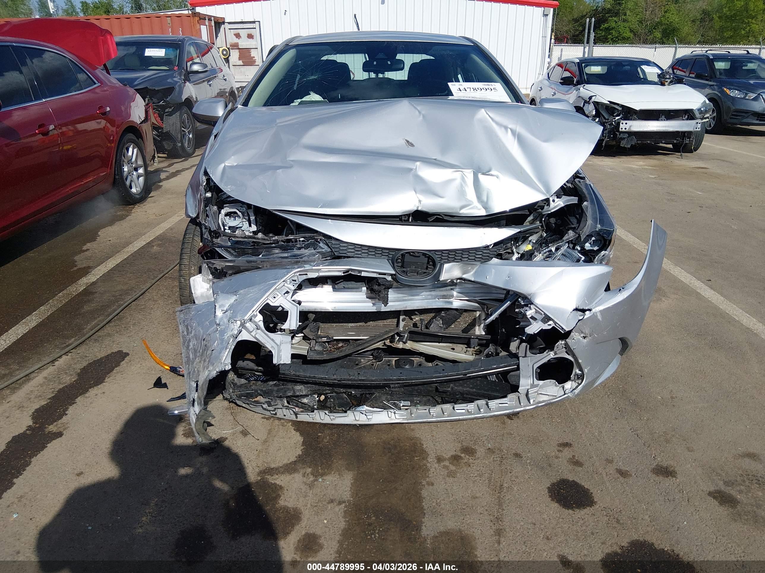TOYOTA COROLLA image 6