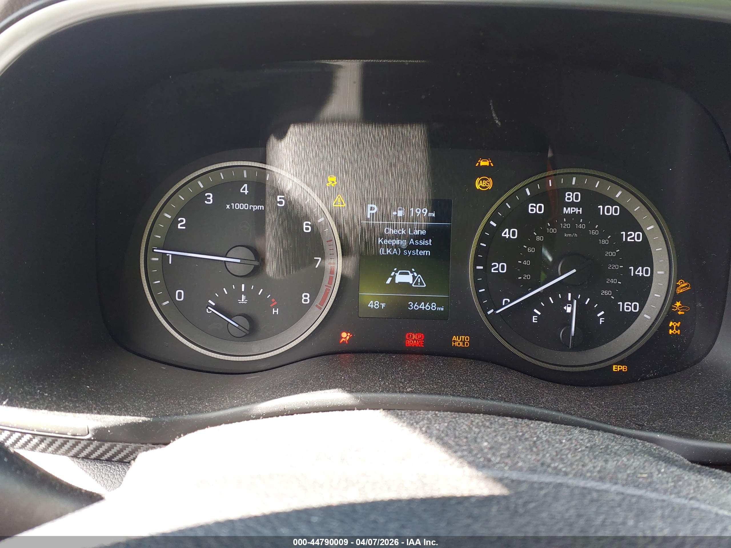 HYUNDAI TUCSON image 7