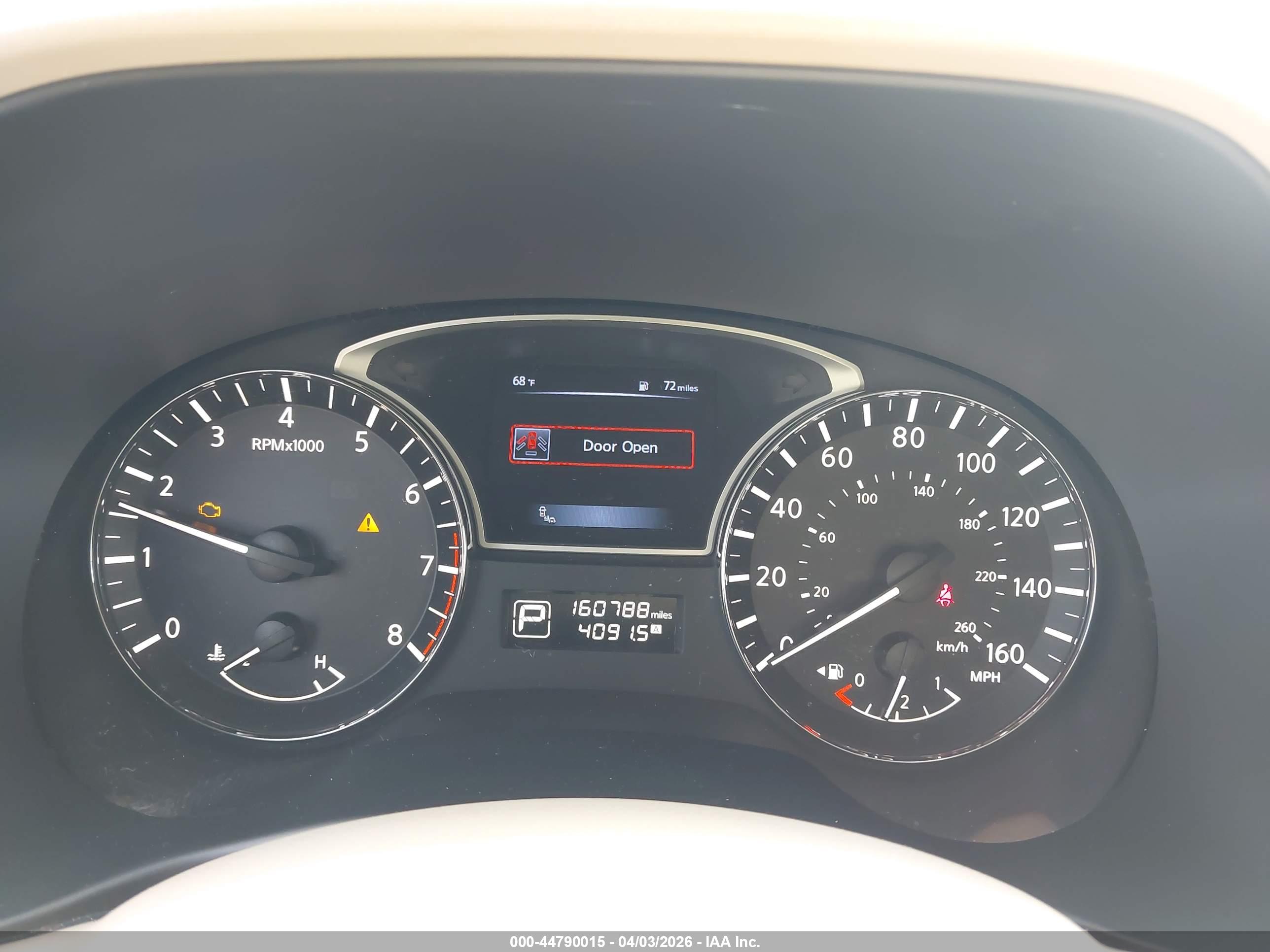 NISSAN PATHFINDER image 7