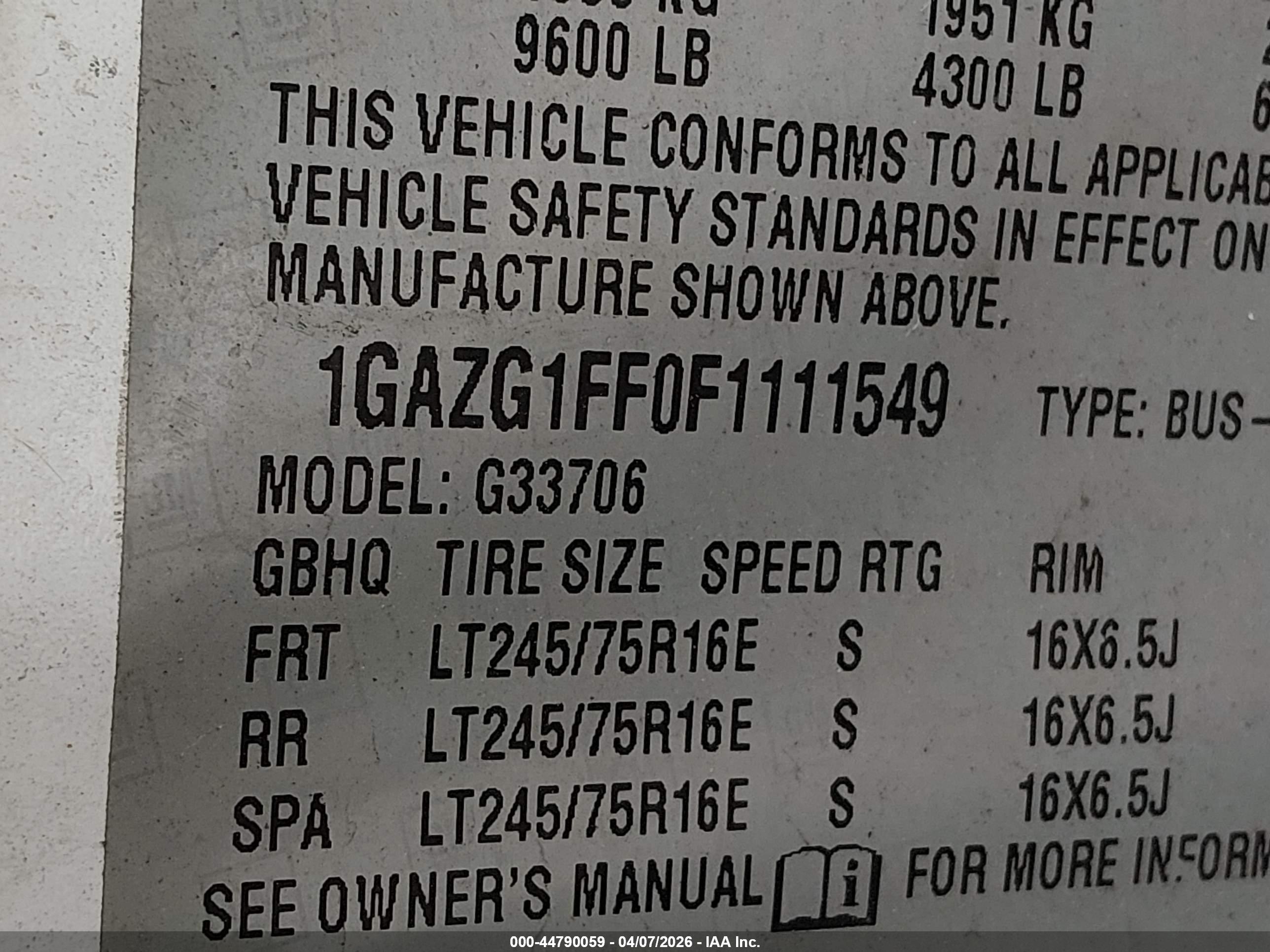 CHEVROLET EXPRESS image 9