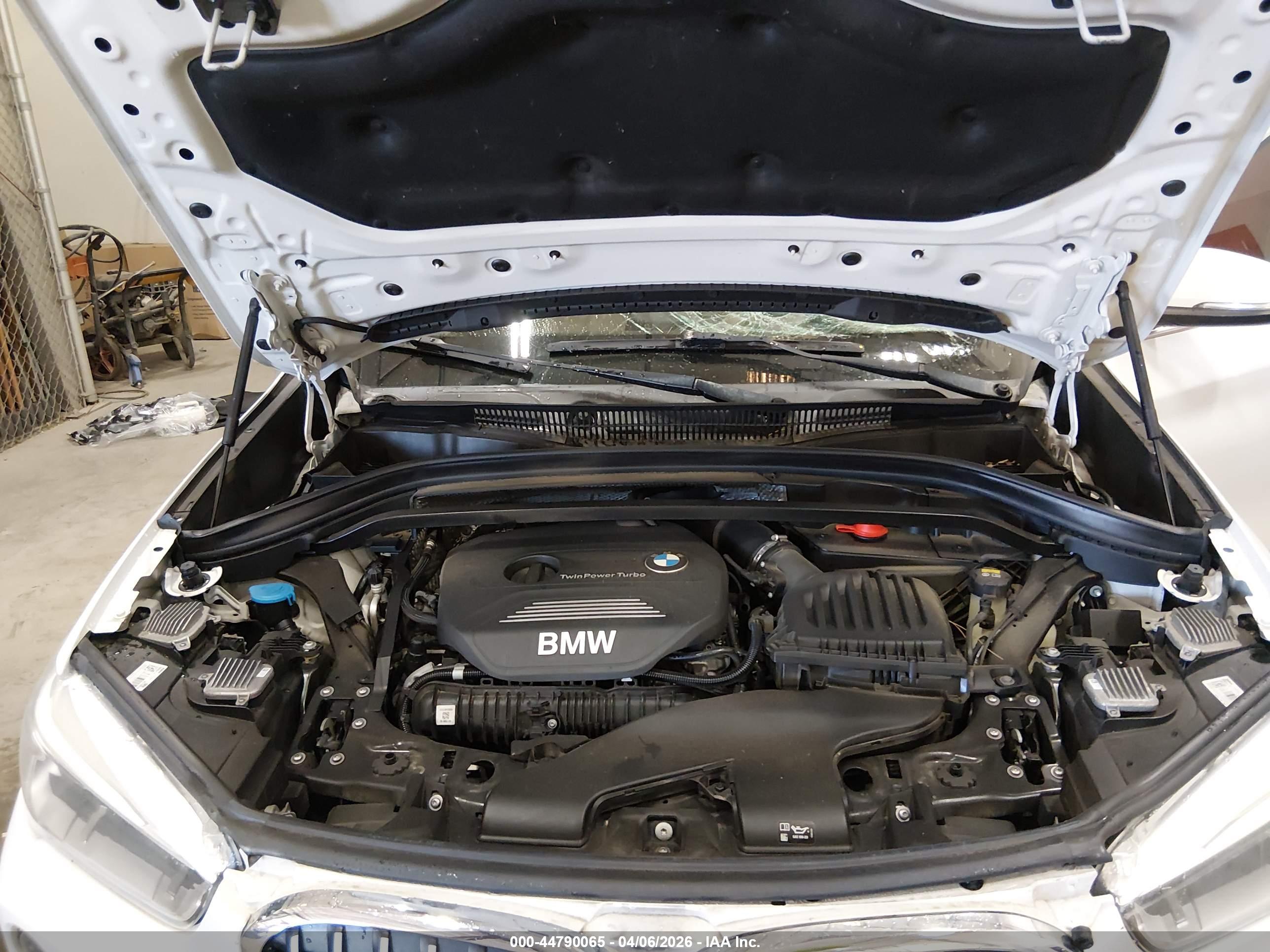BMW X1 image 10