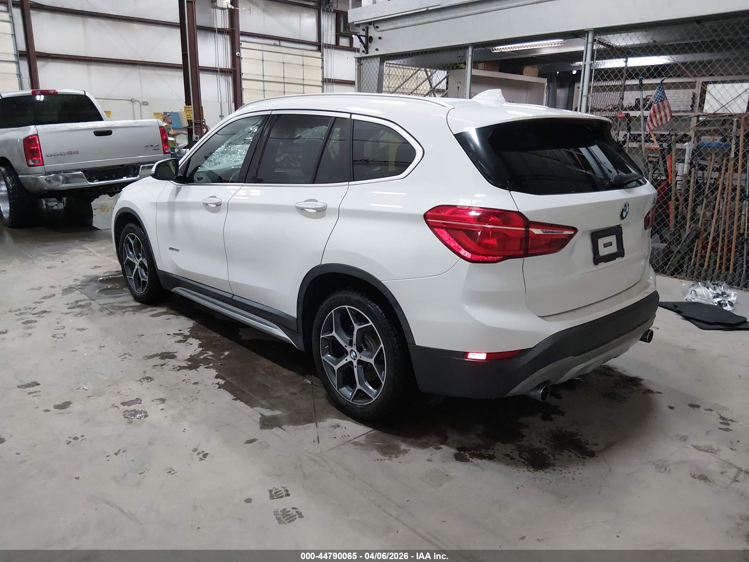 BMW X1 image 3