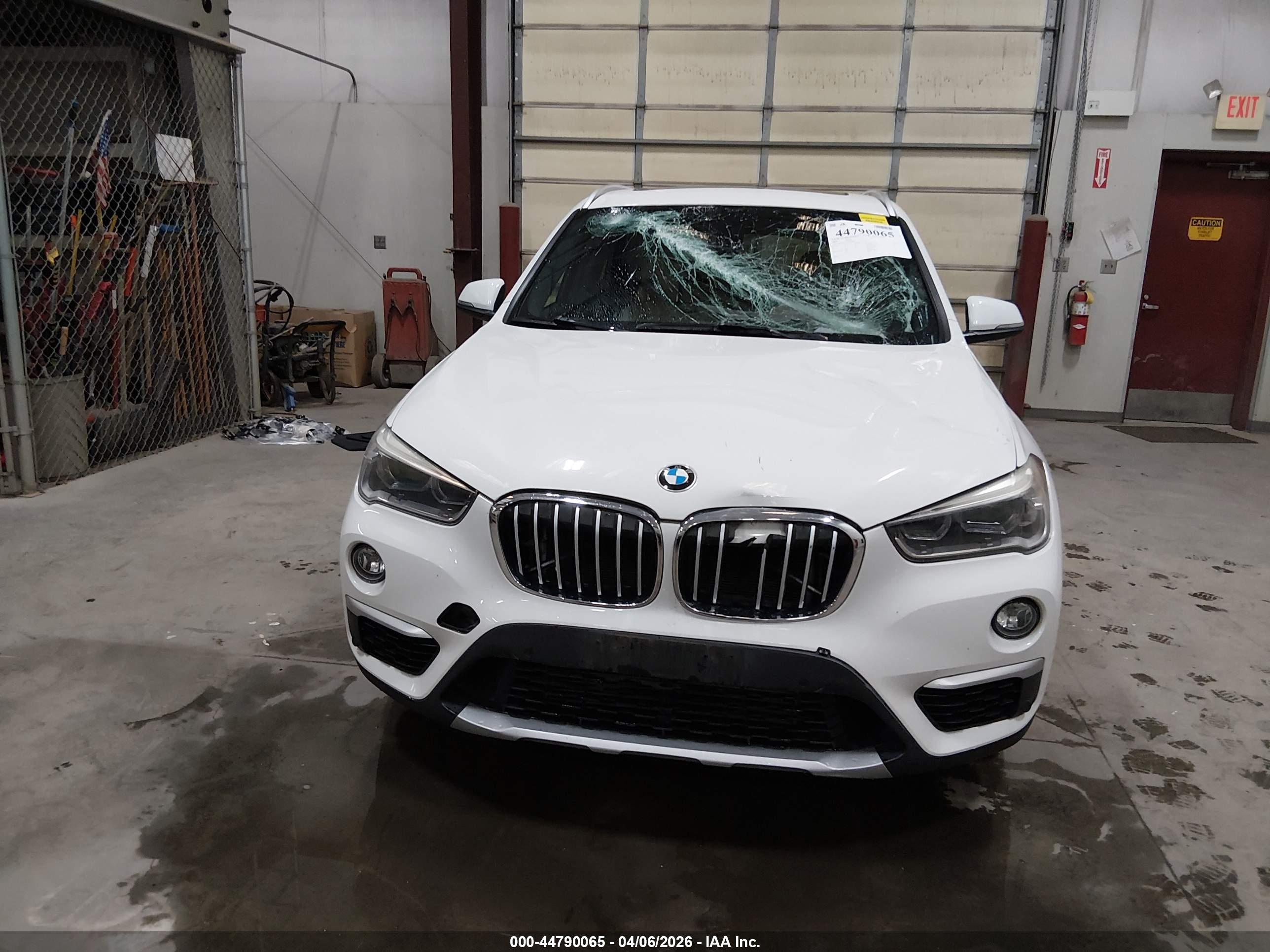 BMW X1 image 6