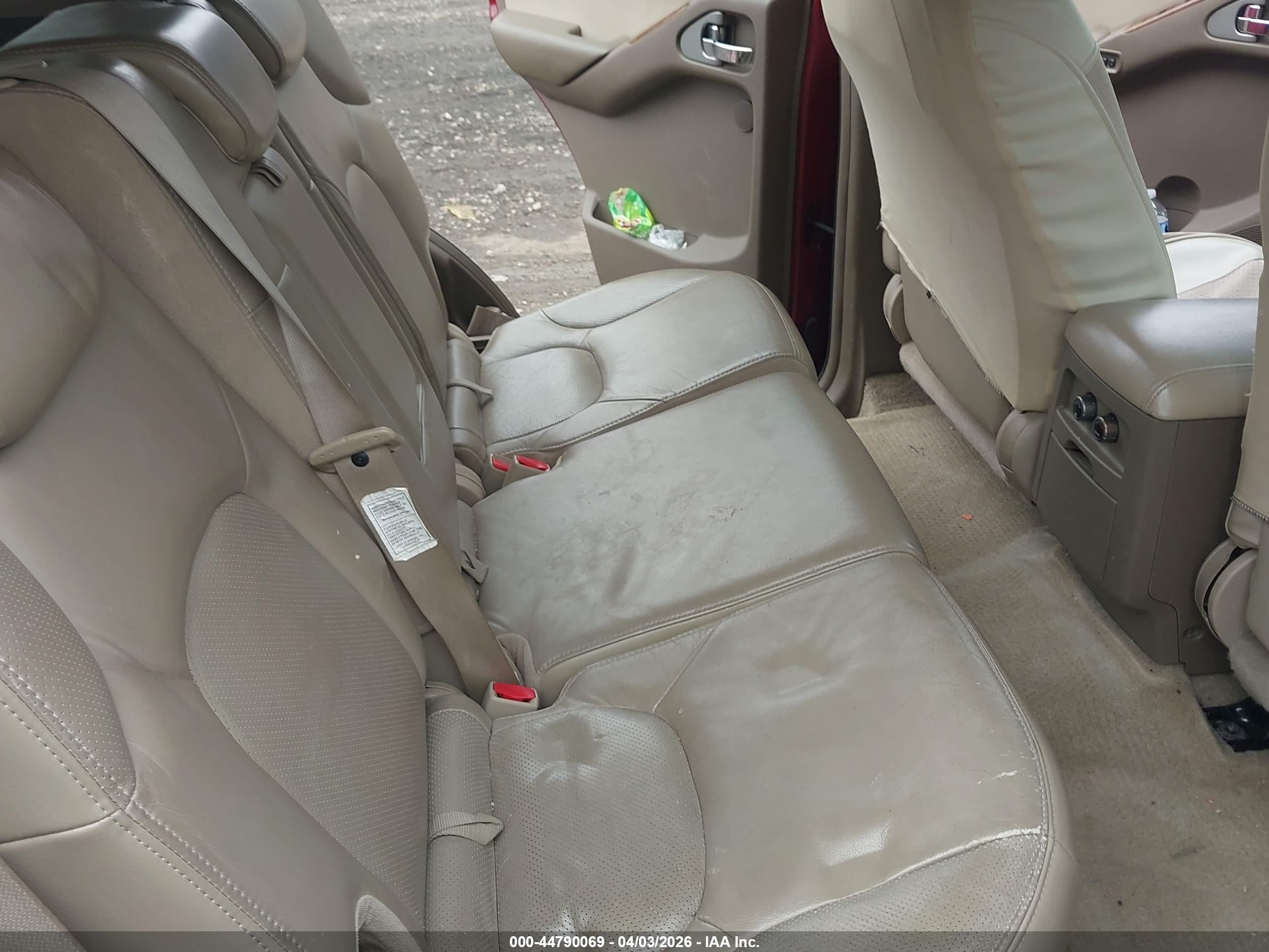 NISSAN PATHFINDER image 8