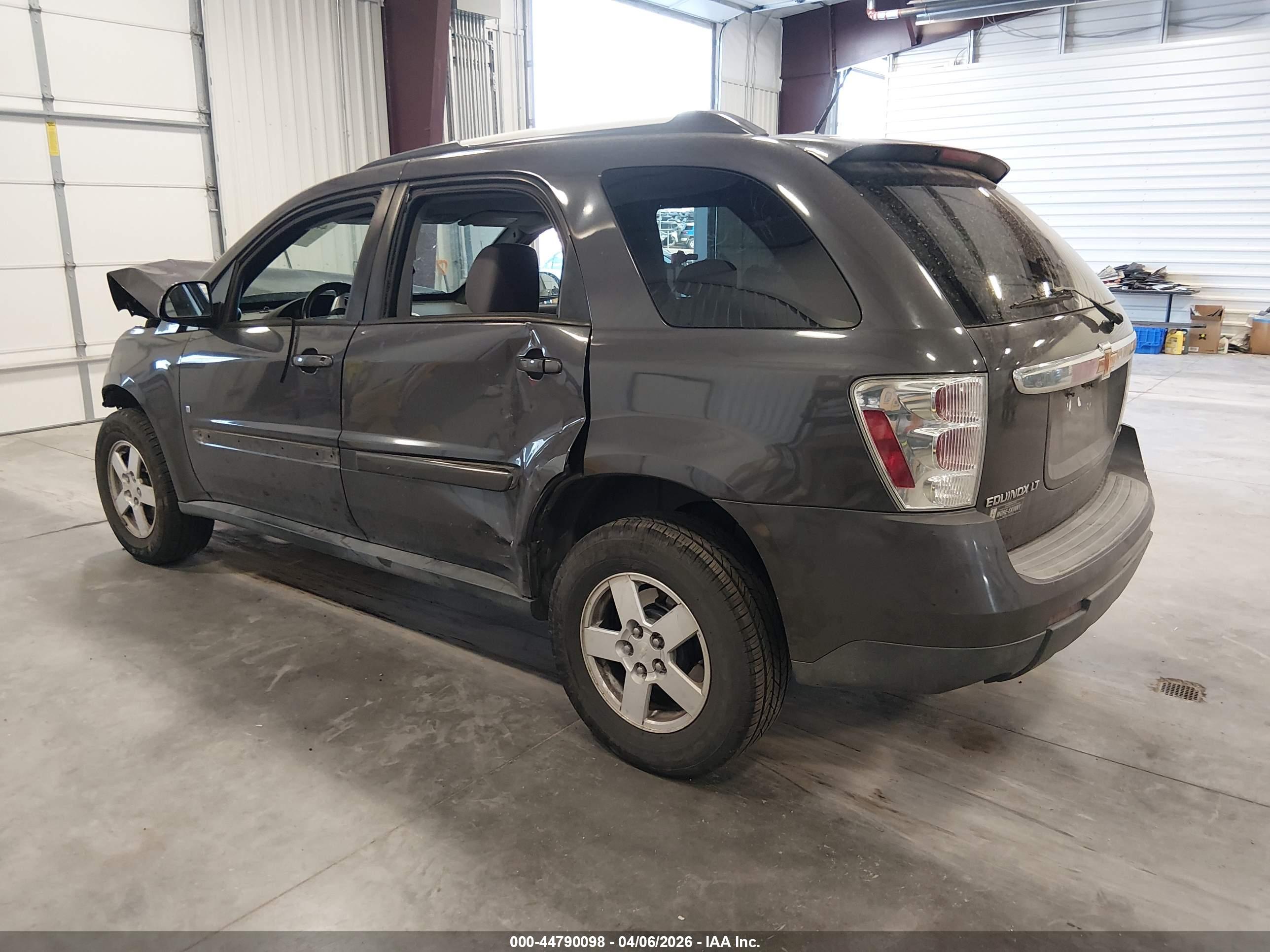 CHEVROLET EQUINOX image 3