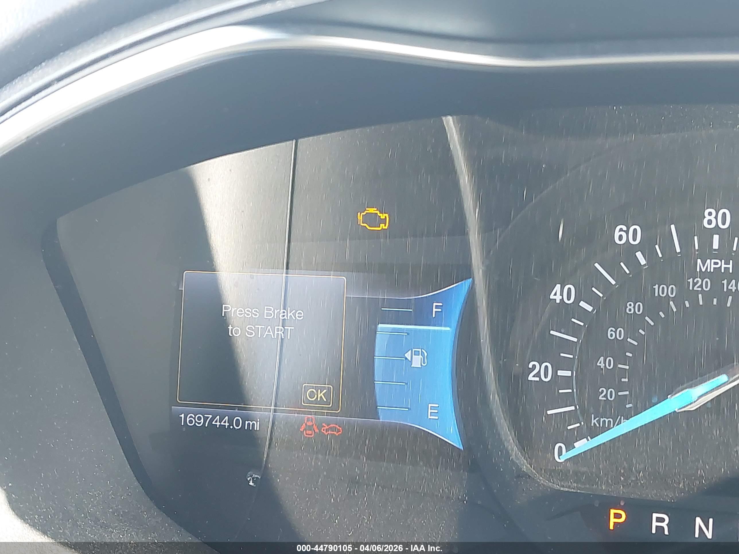 FORD FUSION image 7