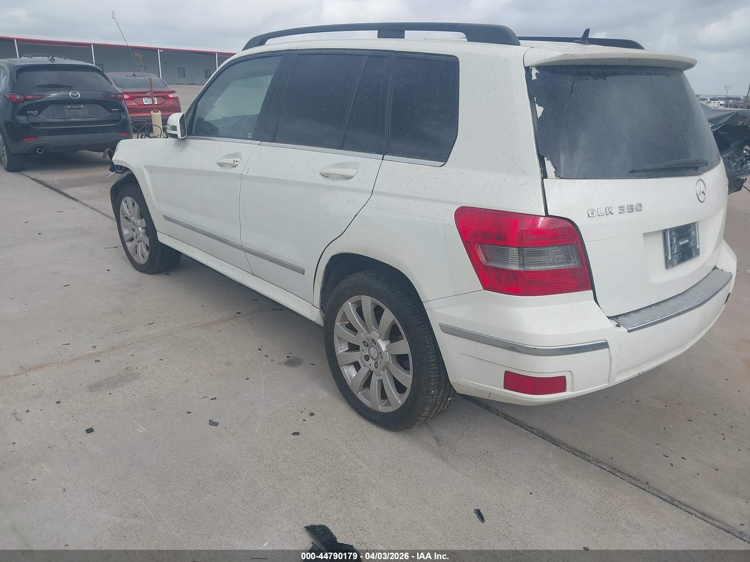 MERCEDES-BENZ GLK image 3