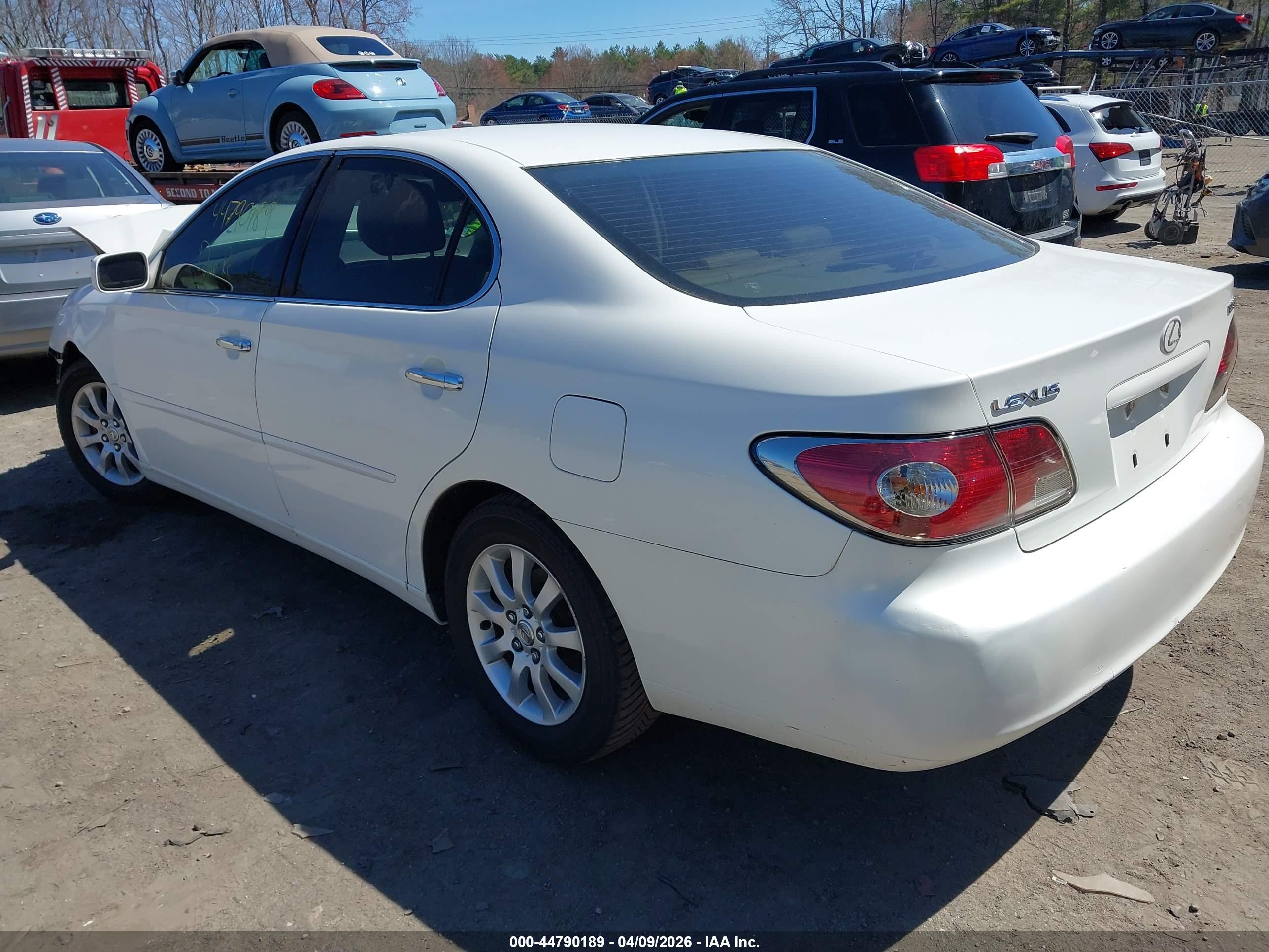 LEXUS ES image 3