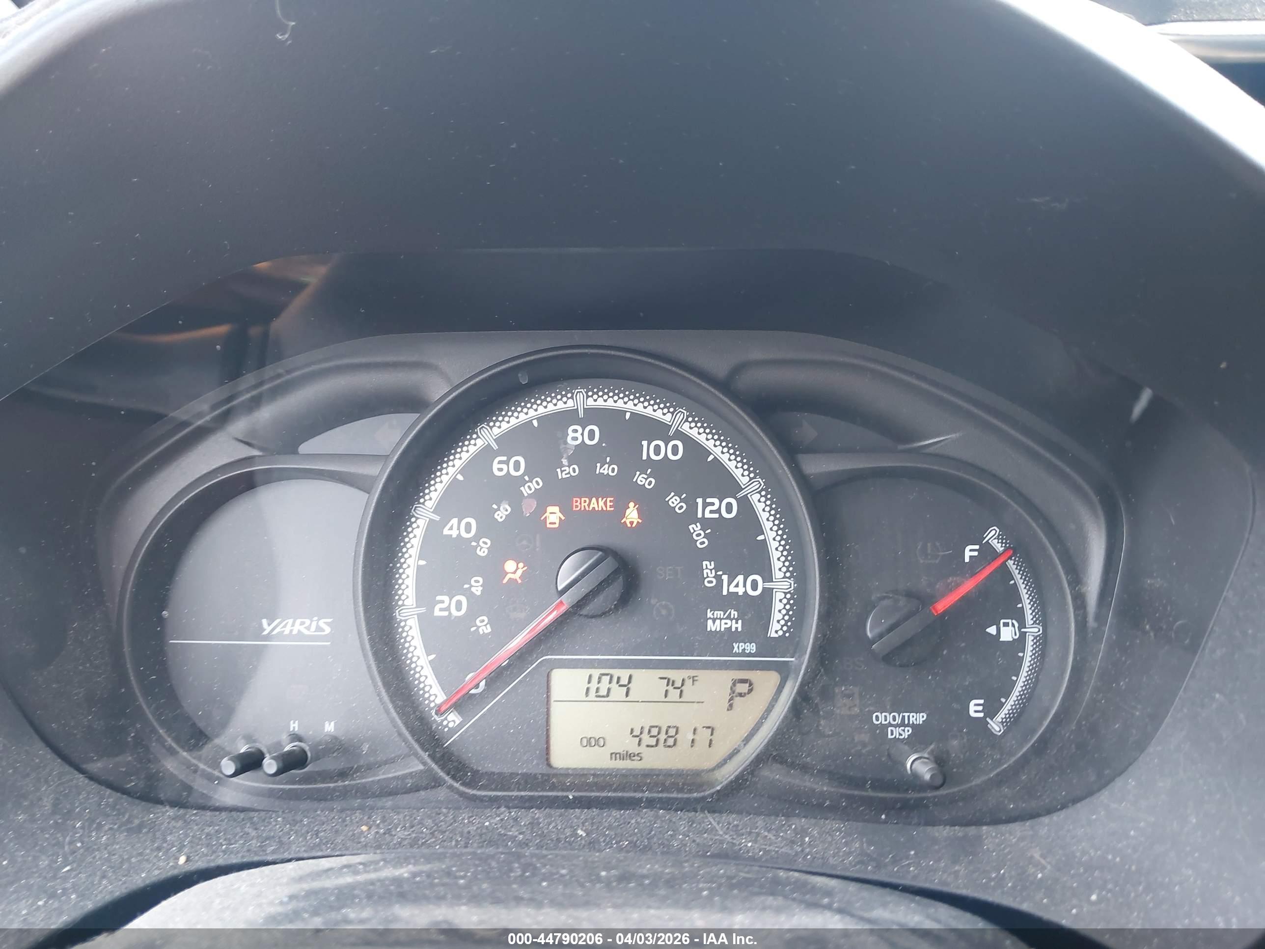 TOYOTA YARIS image 7