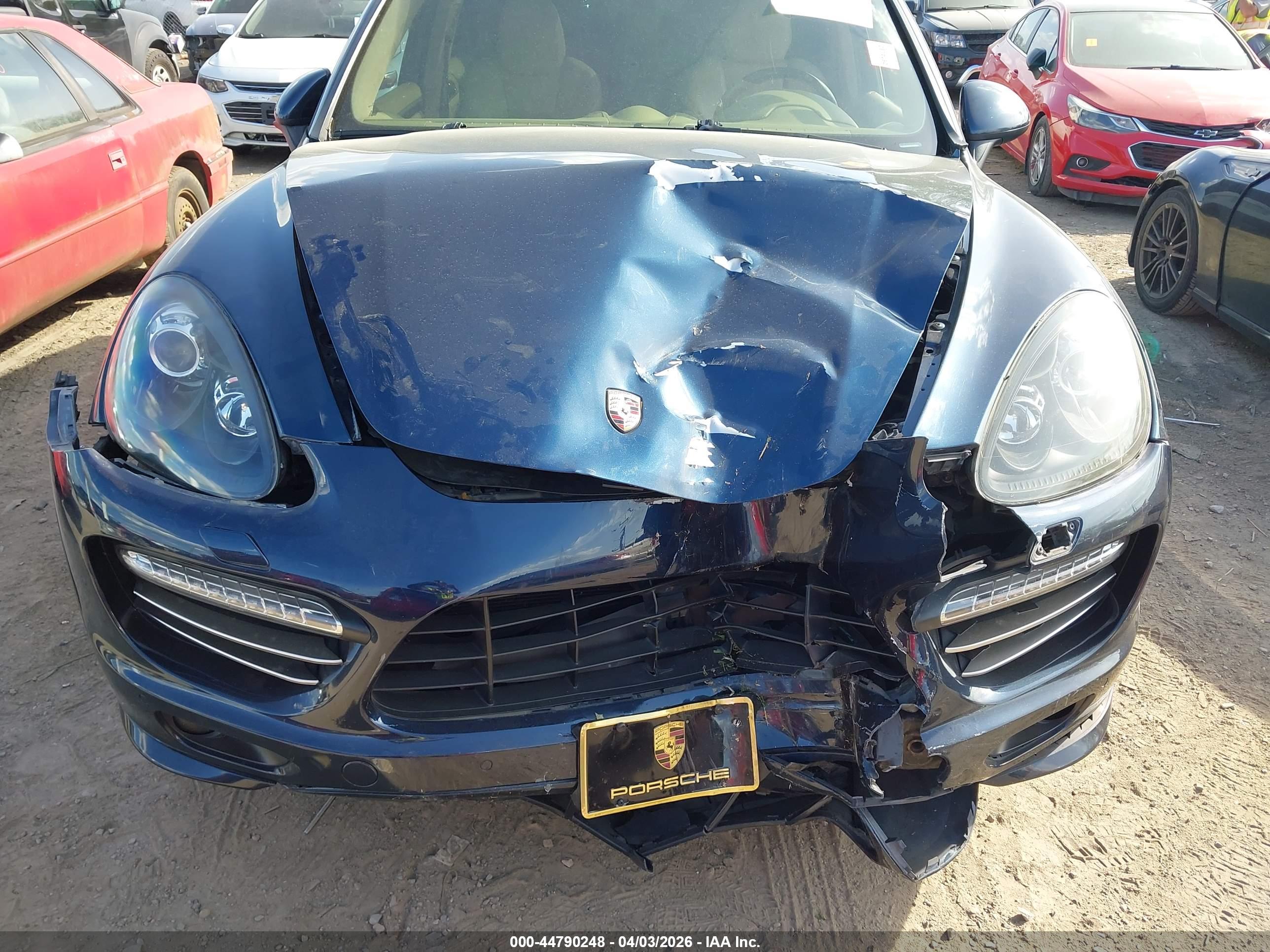 PORSCHE CAYENNE image 6