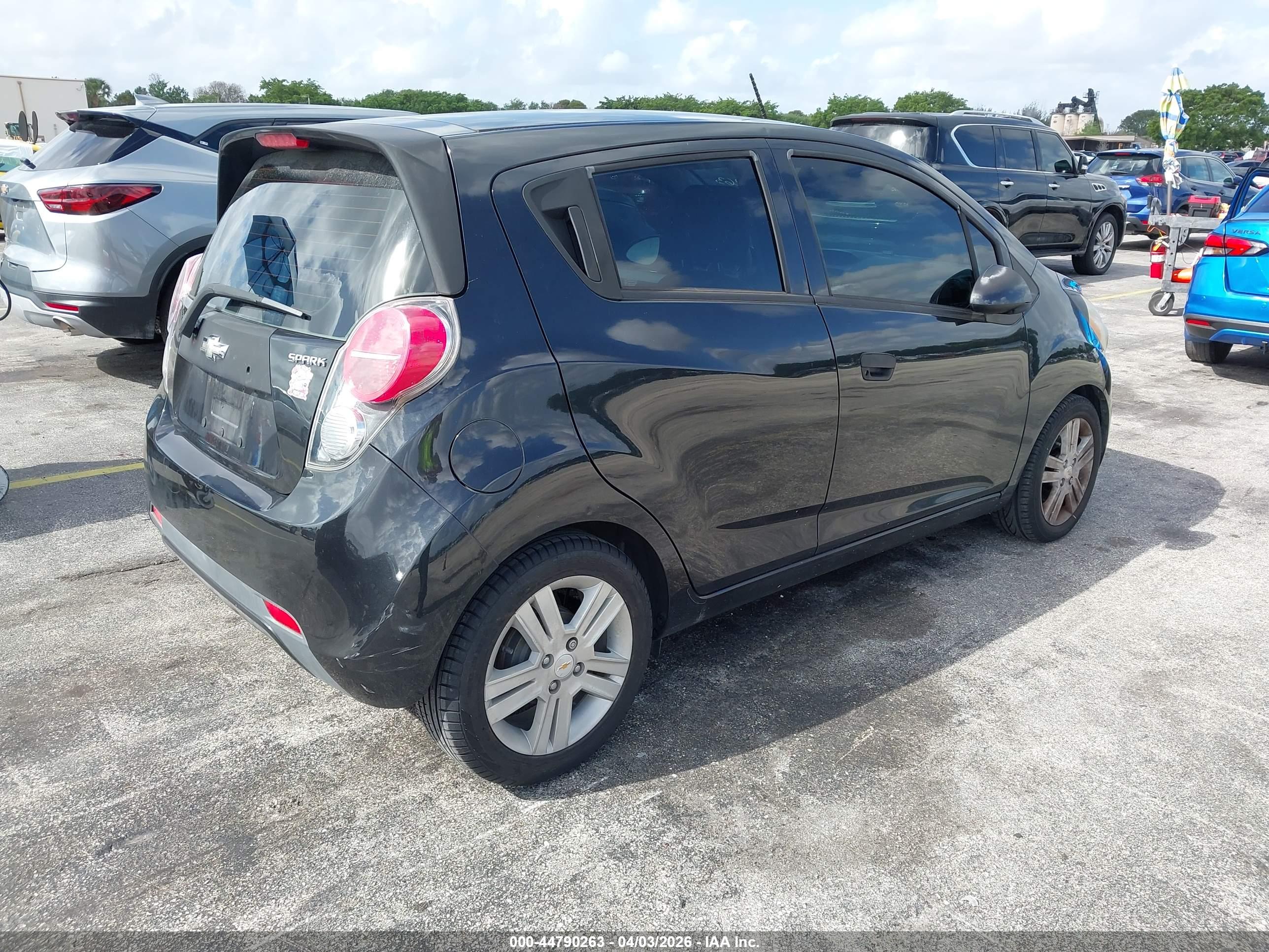CHEVROLET SPARK image 4