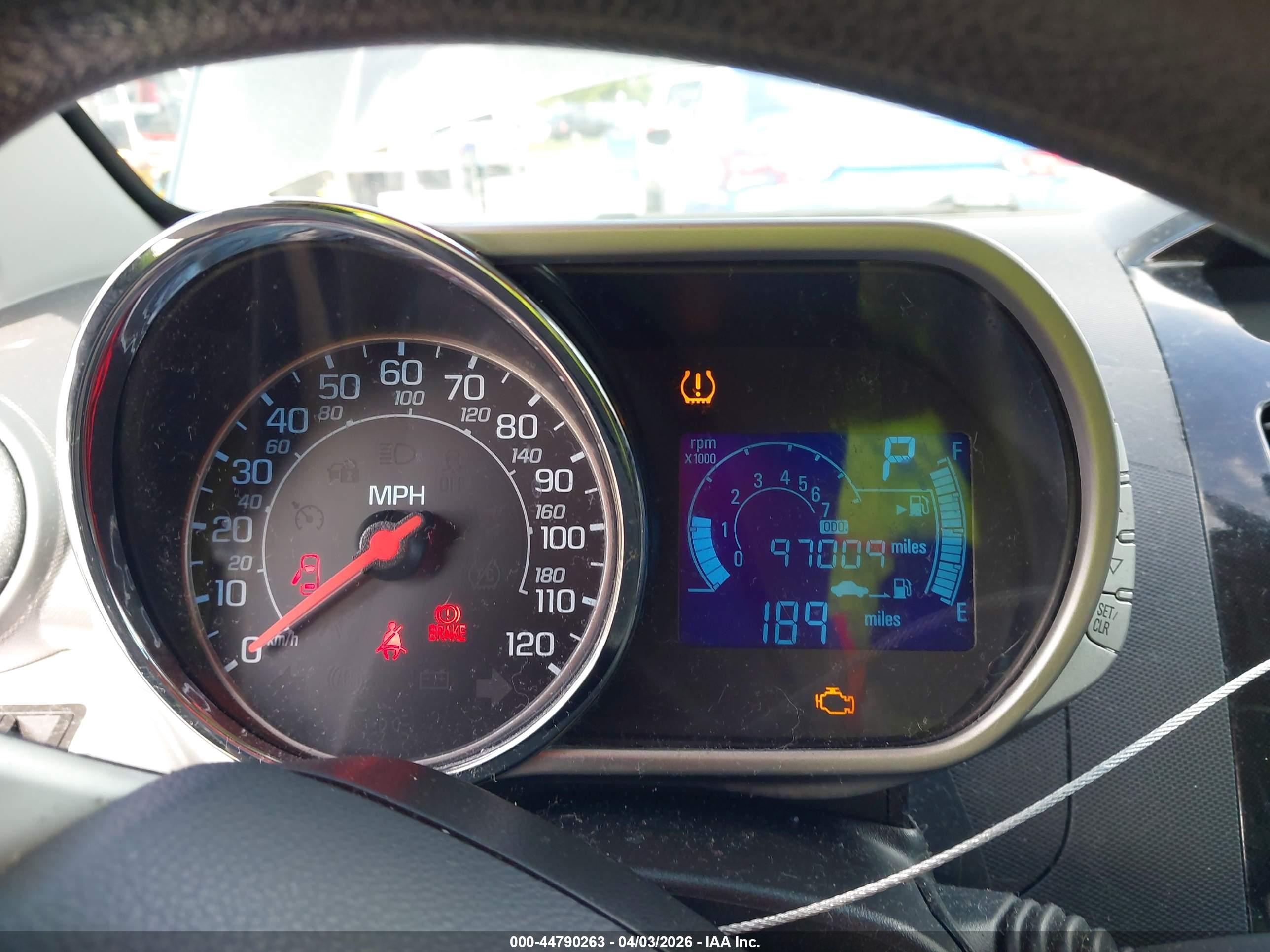 CHEVROLET SPARK image 7